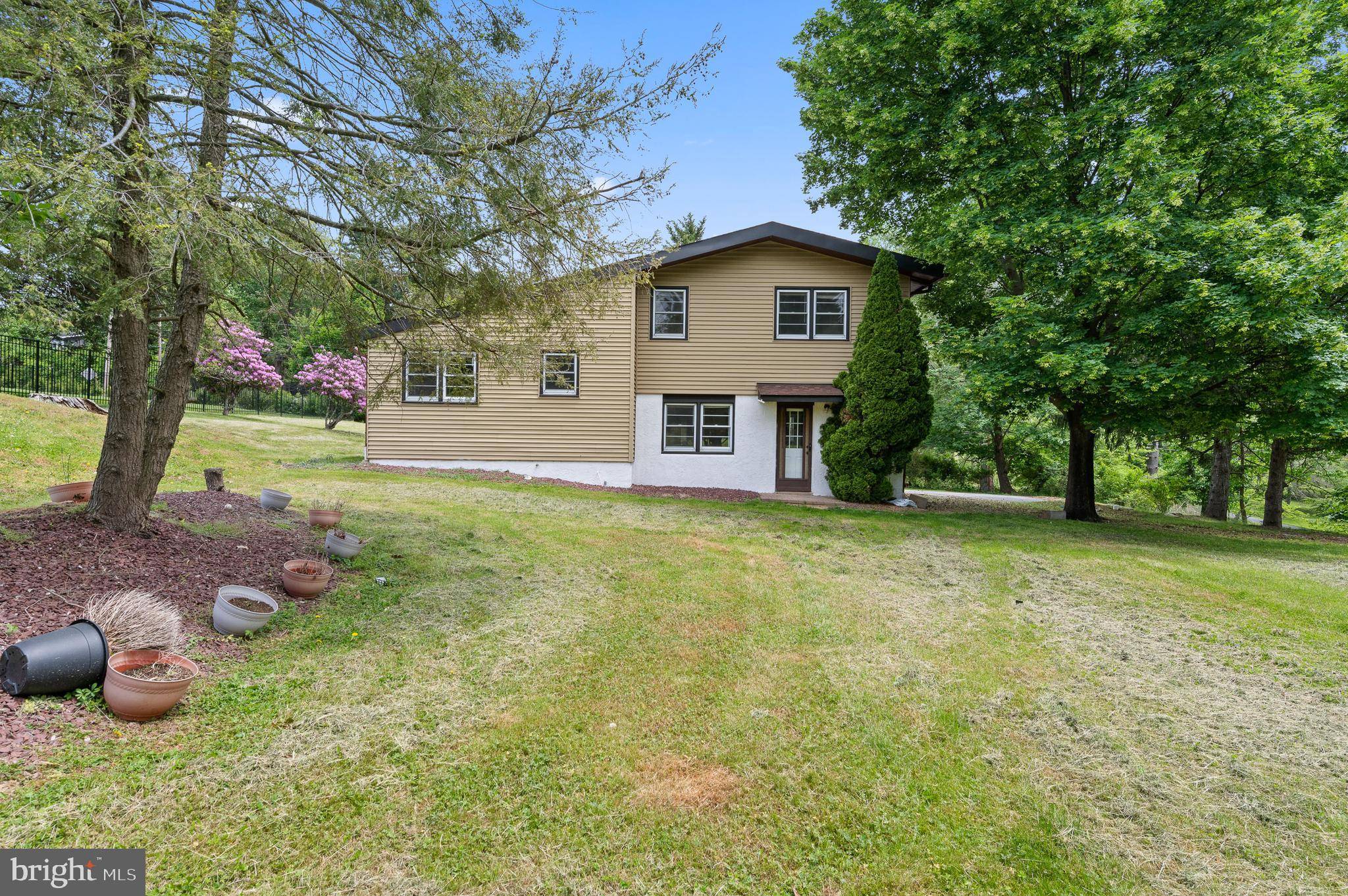 Glen Mills, PA 19342,293 VALLEYBROOK RD