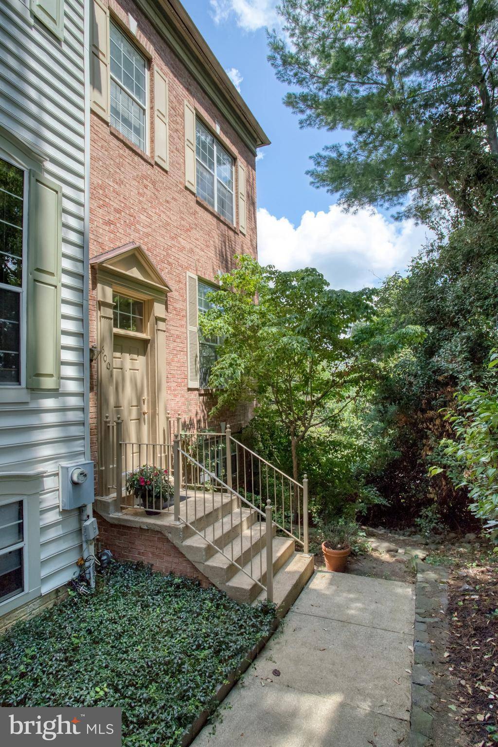 Alexandria, VA 22312,6001 RIDDLE WALK