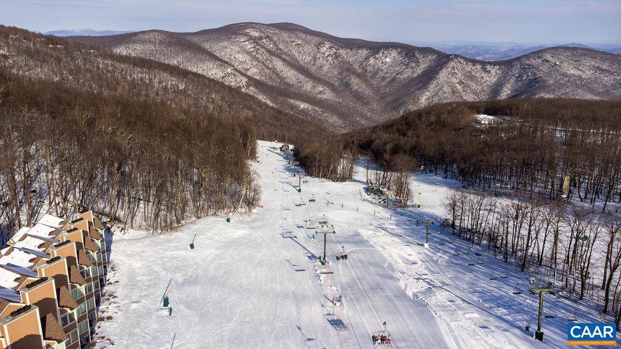 Wintergreen Resort, VA 22967,919 DIAMOND HILL CONDOS