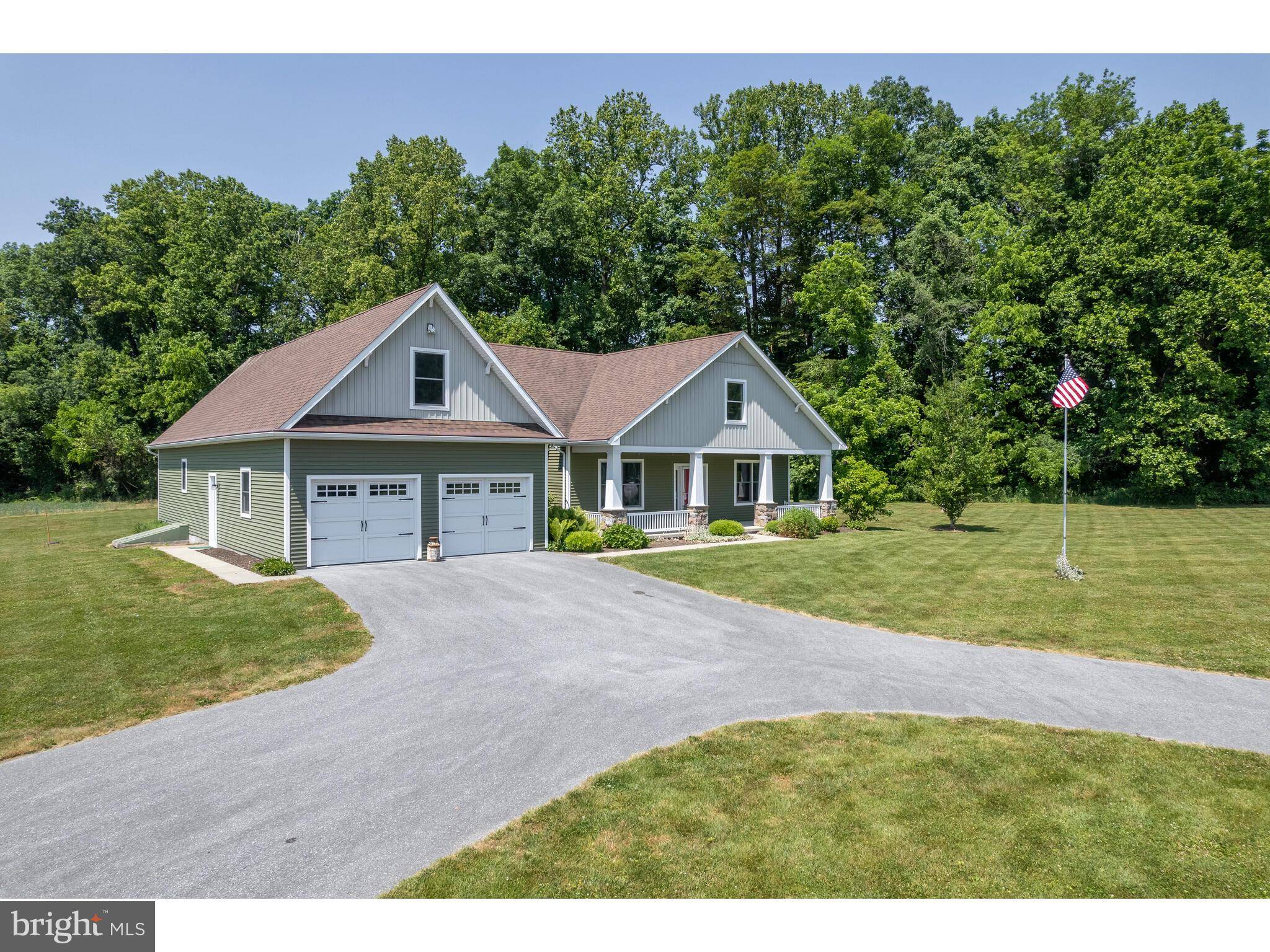 Cochranville, PA 19330,1 LOIS LN