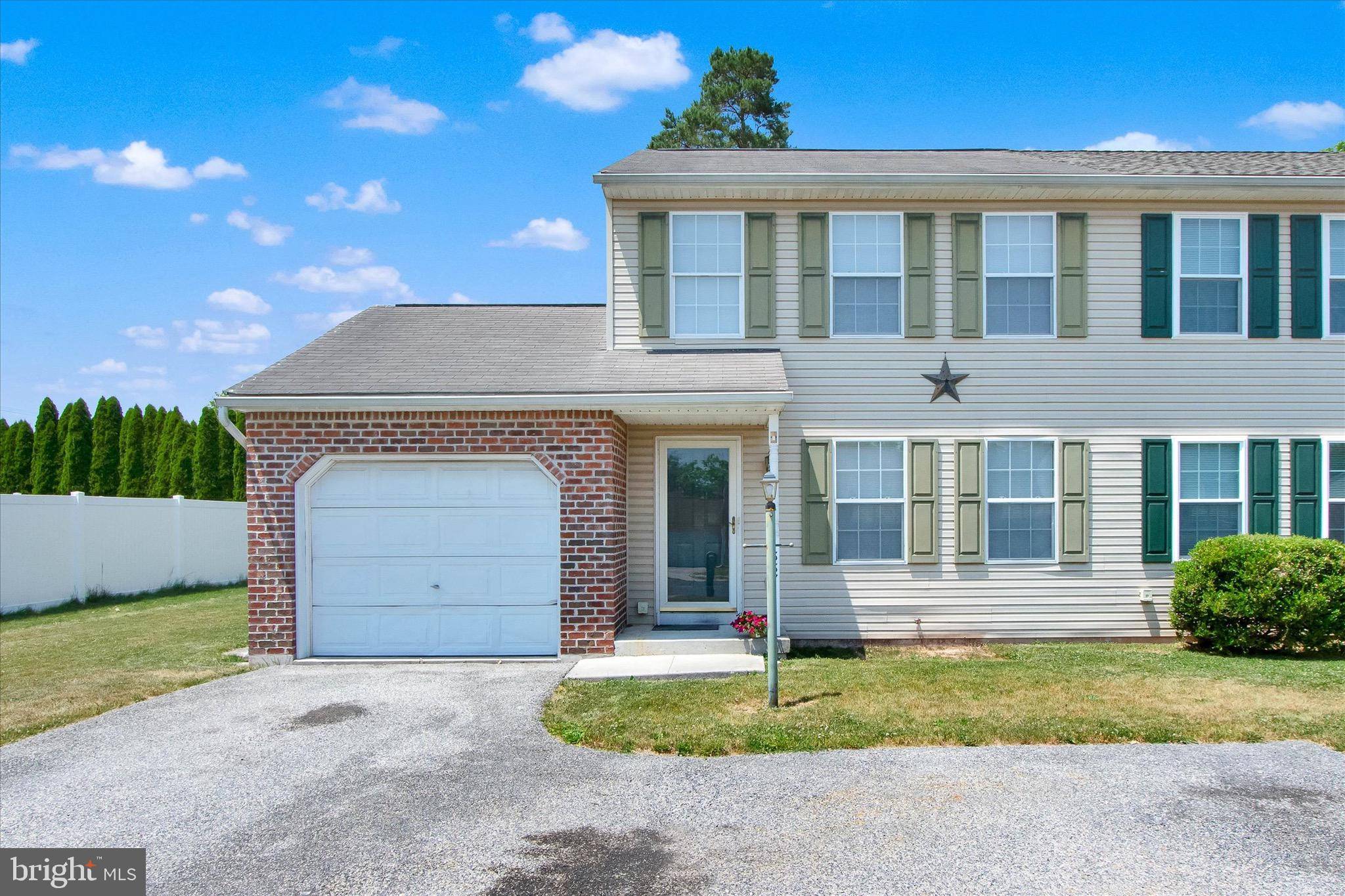 Dover, PA 17315,1887 WYATT CIR