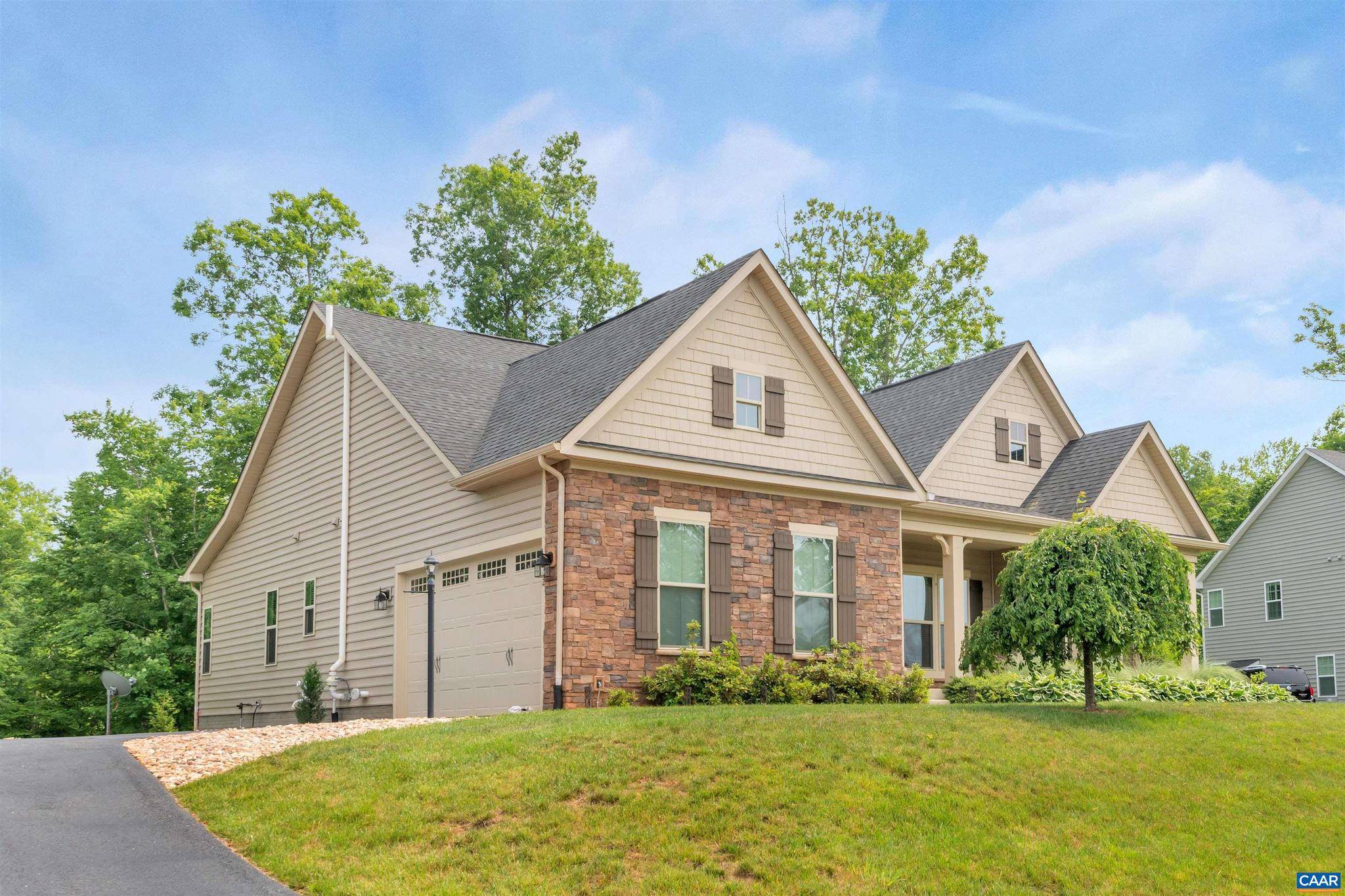 Palmyra, VA 22963,302 MANOR BLVD