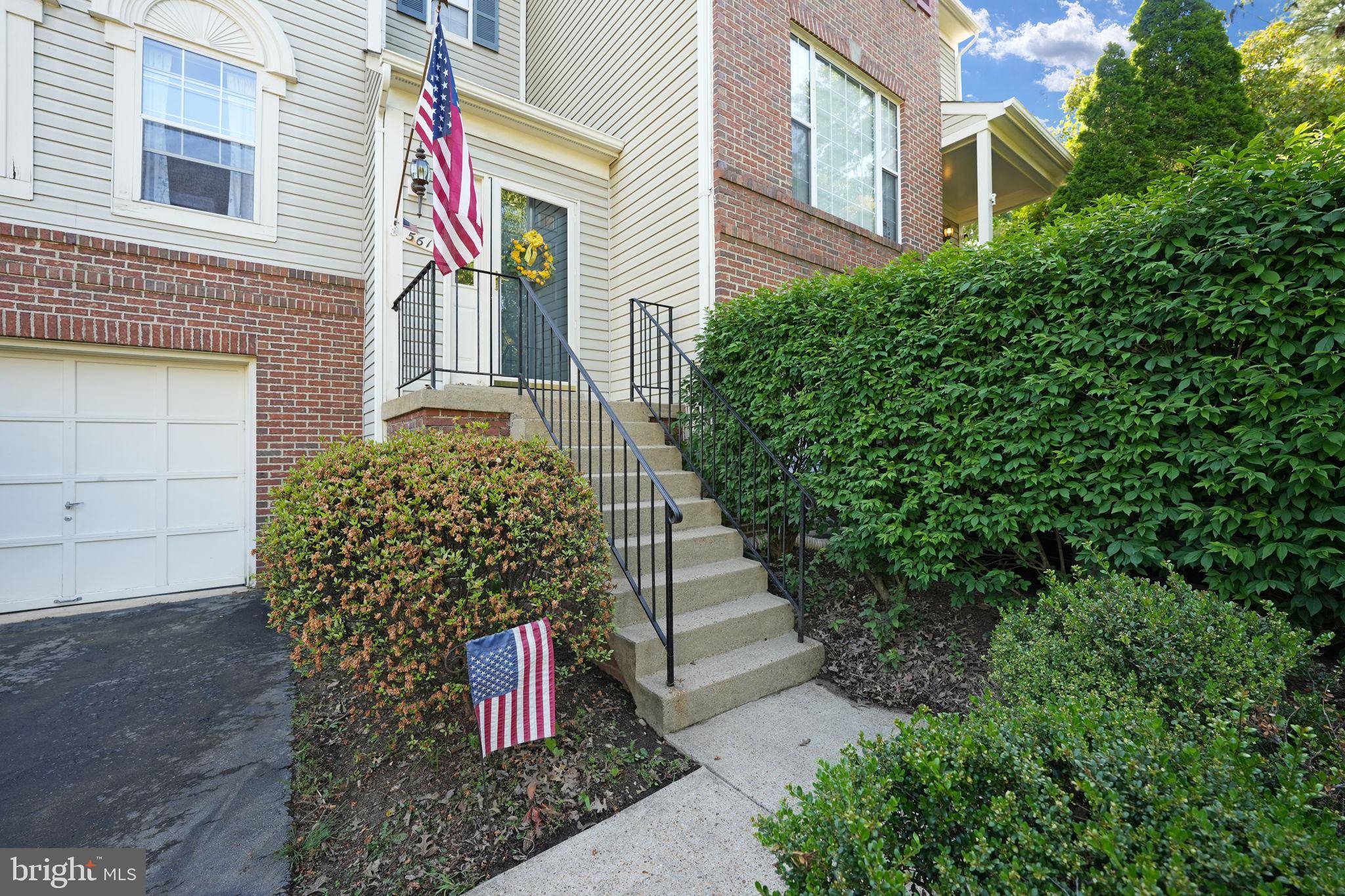 Alexandria, VA 22315,5617 BELLEAU WOODS LN