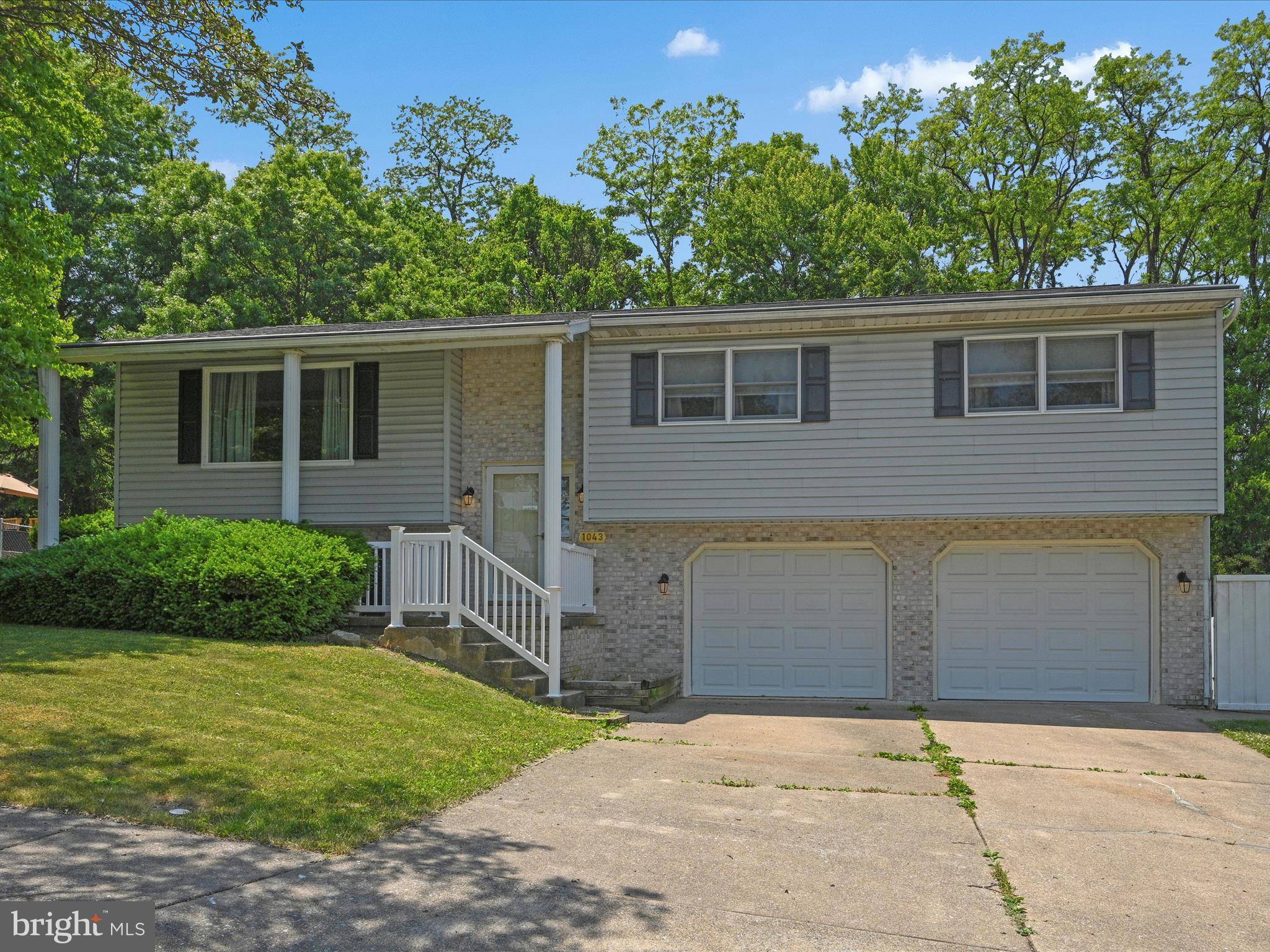 Enola, PA 17025,1043 DOGWOOD LN