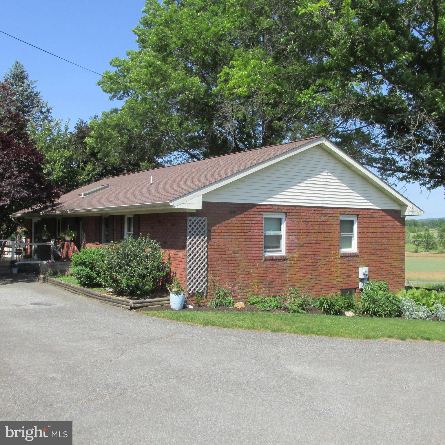 Narvon, PA 17555,6086 BEAVER DAM RD