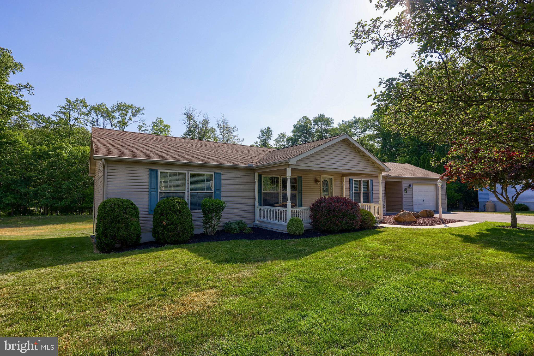 Manheim, PA 17545,1056 HEMLOCK CIR