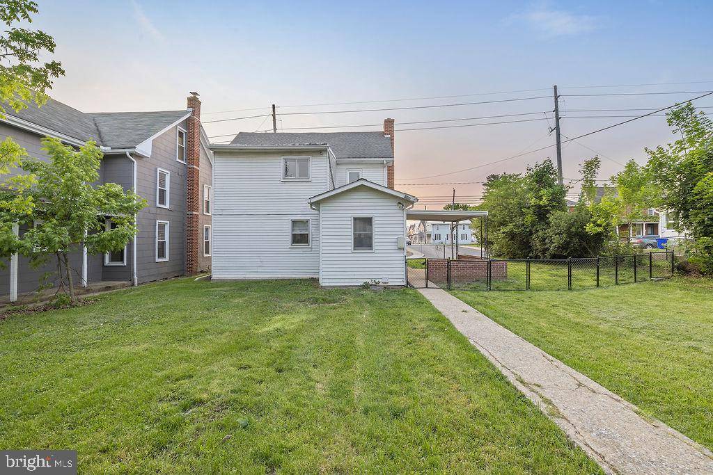 Shippensburg, PA 17257,324 FORT ST