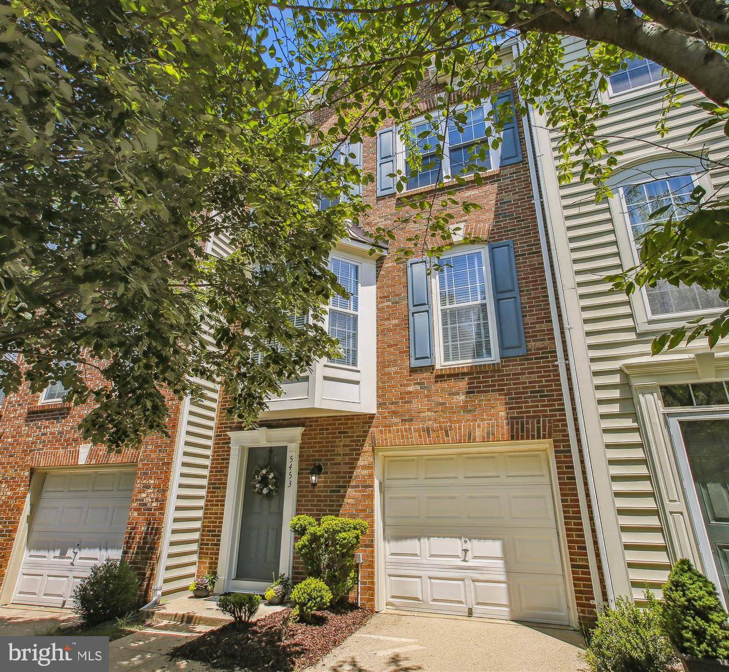 Alexandria, VA 22312,5453 SUMMER LEAF LN