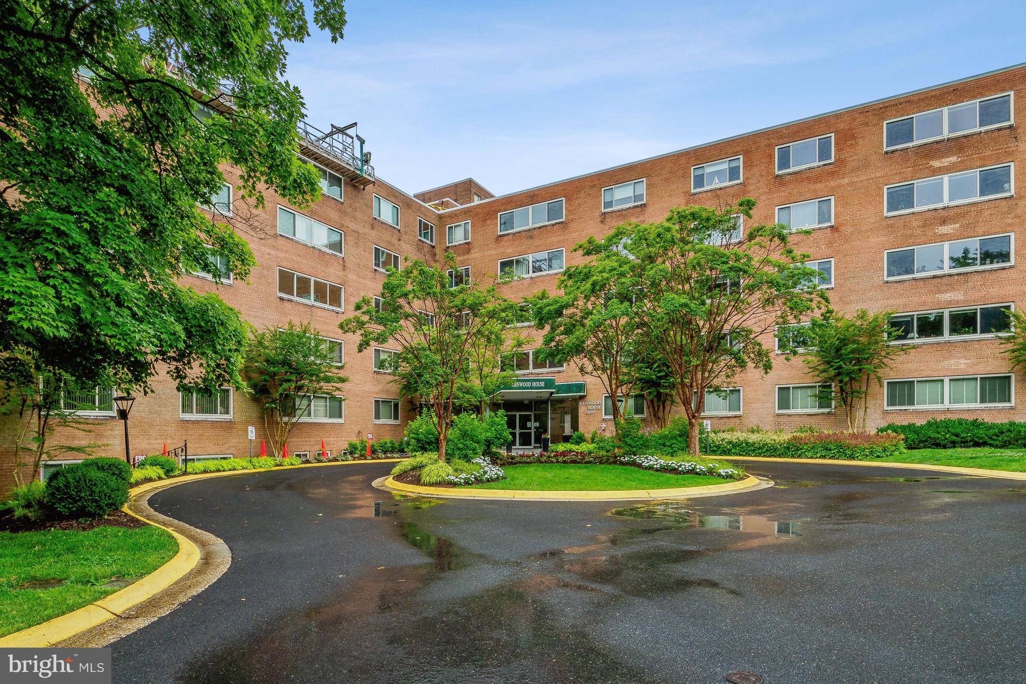 Chevy Chase, MD 20815,5100 DORSET AVE #109