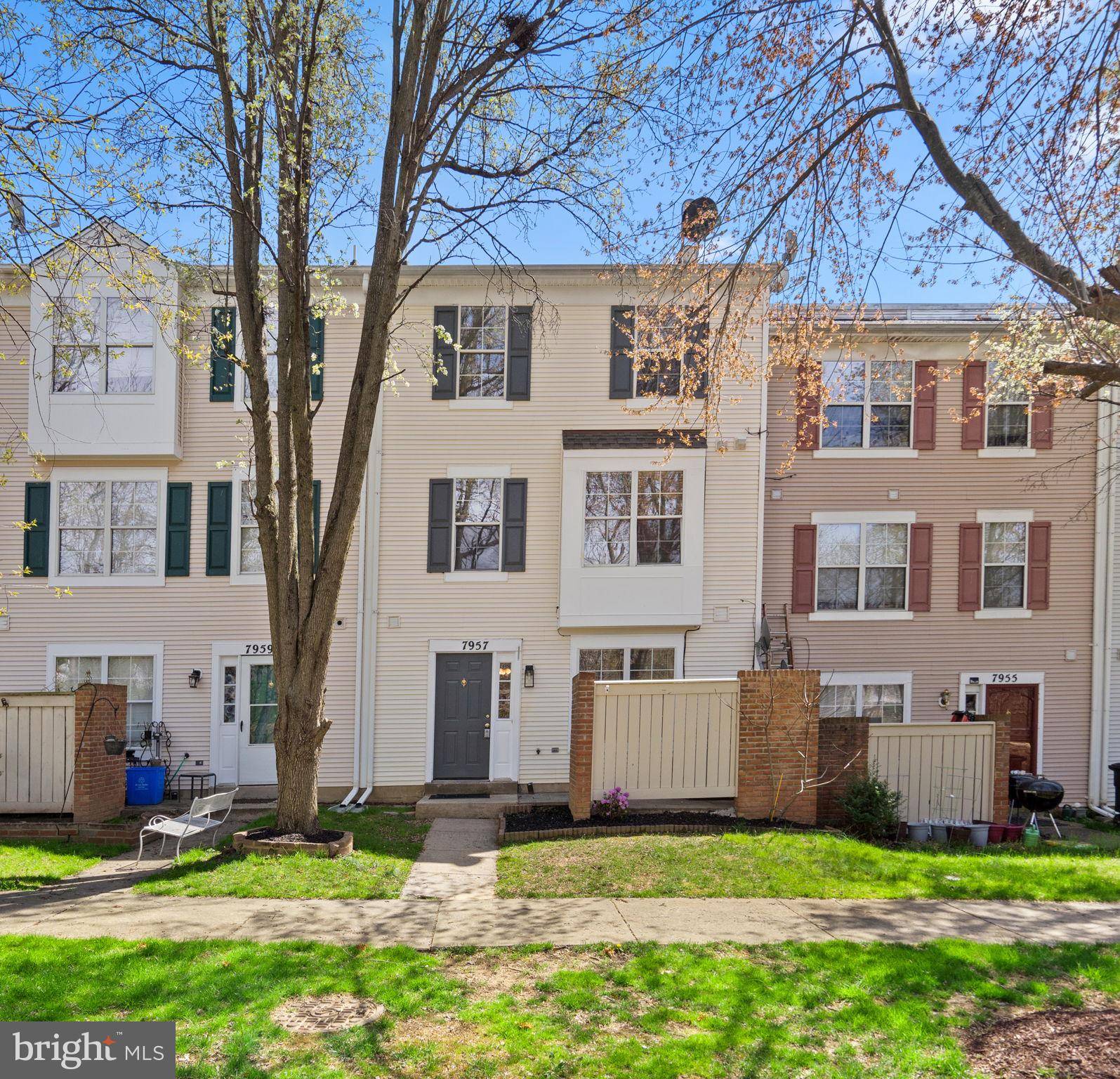 Montgomery Village, MD 20886,7957 OTTER COVE CT