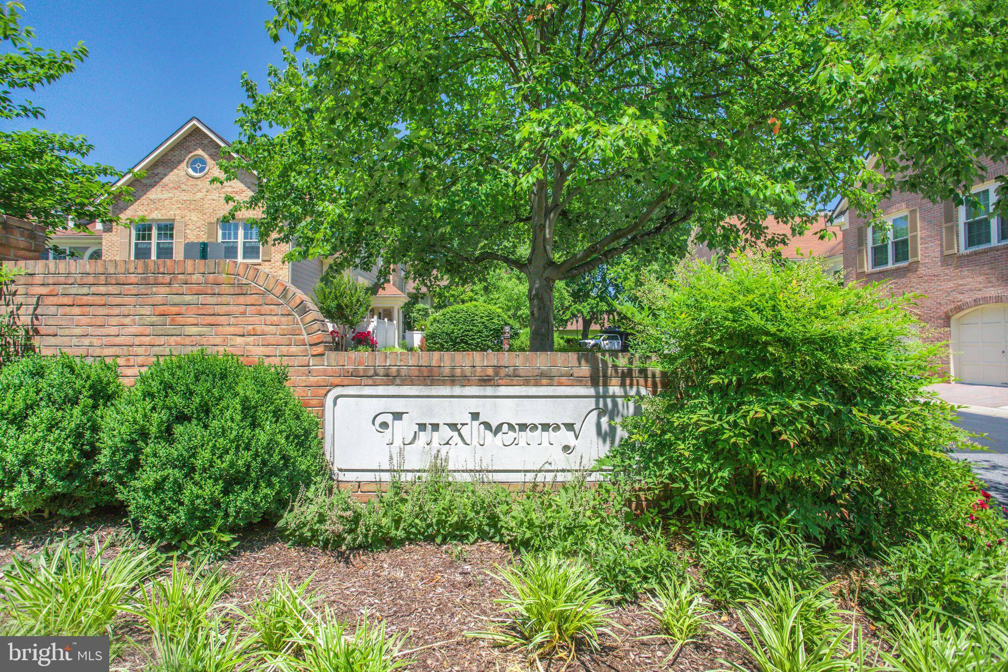 Rockville, MD 20852,5810 LINDEN SQUARE CT #39