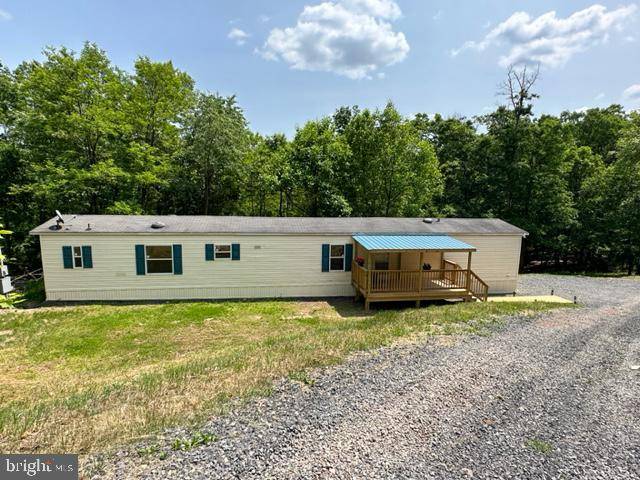 Paw Paw, WV 25434,487 FALCONWOOD DR