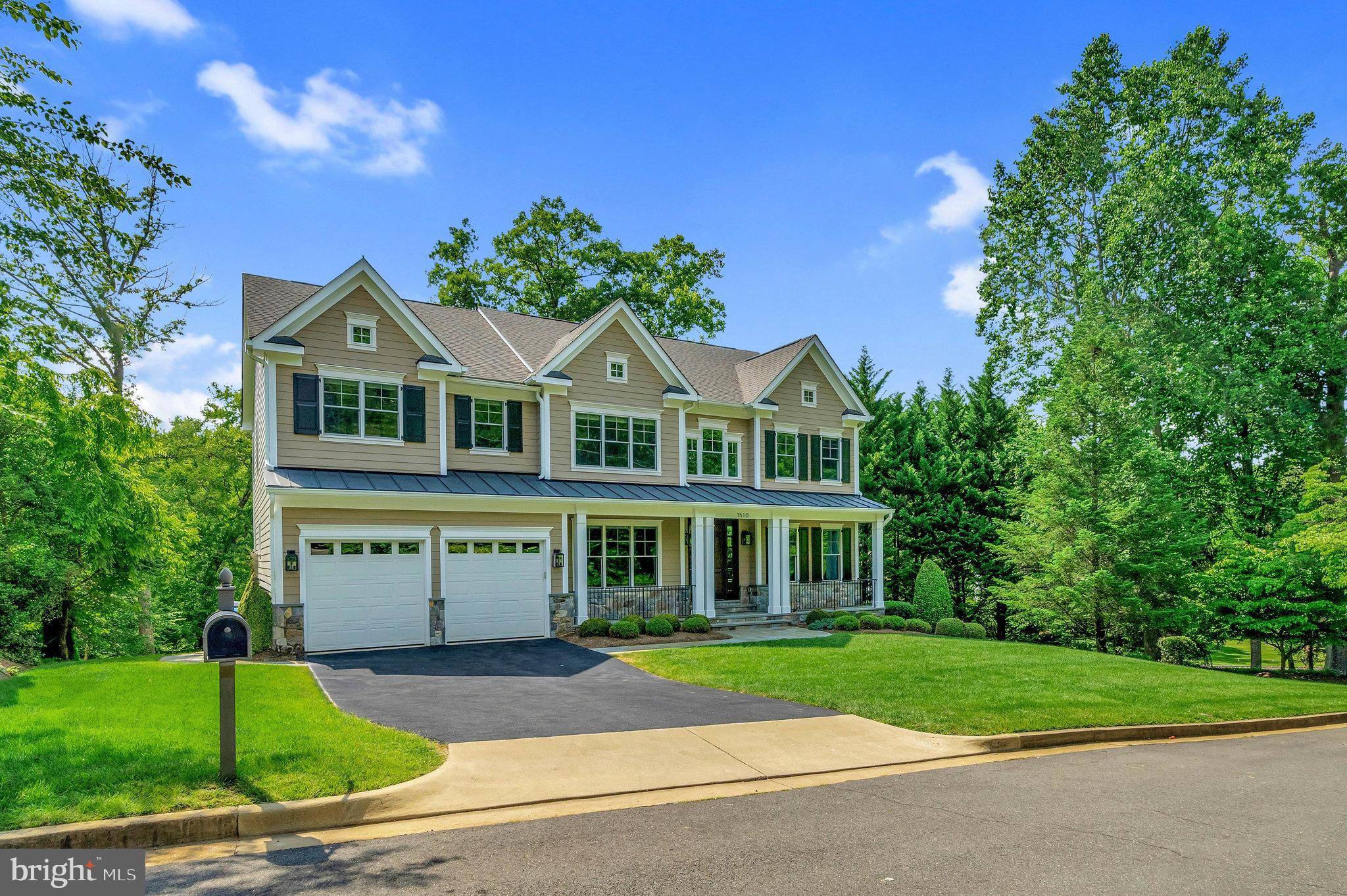 Mclean, VA 22101,1510 HARDWOOD LN