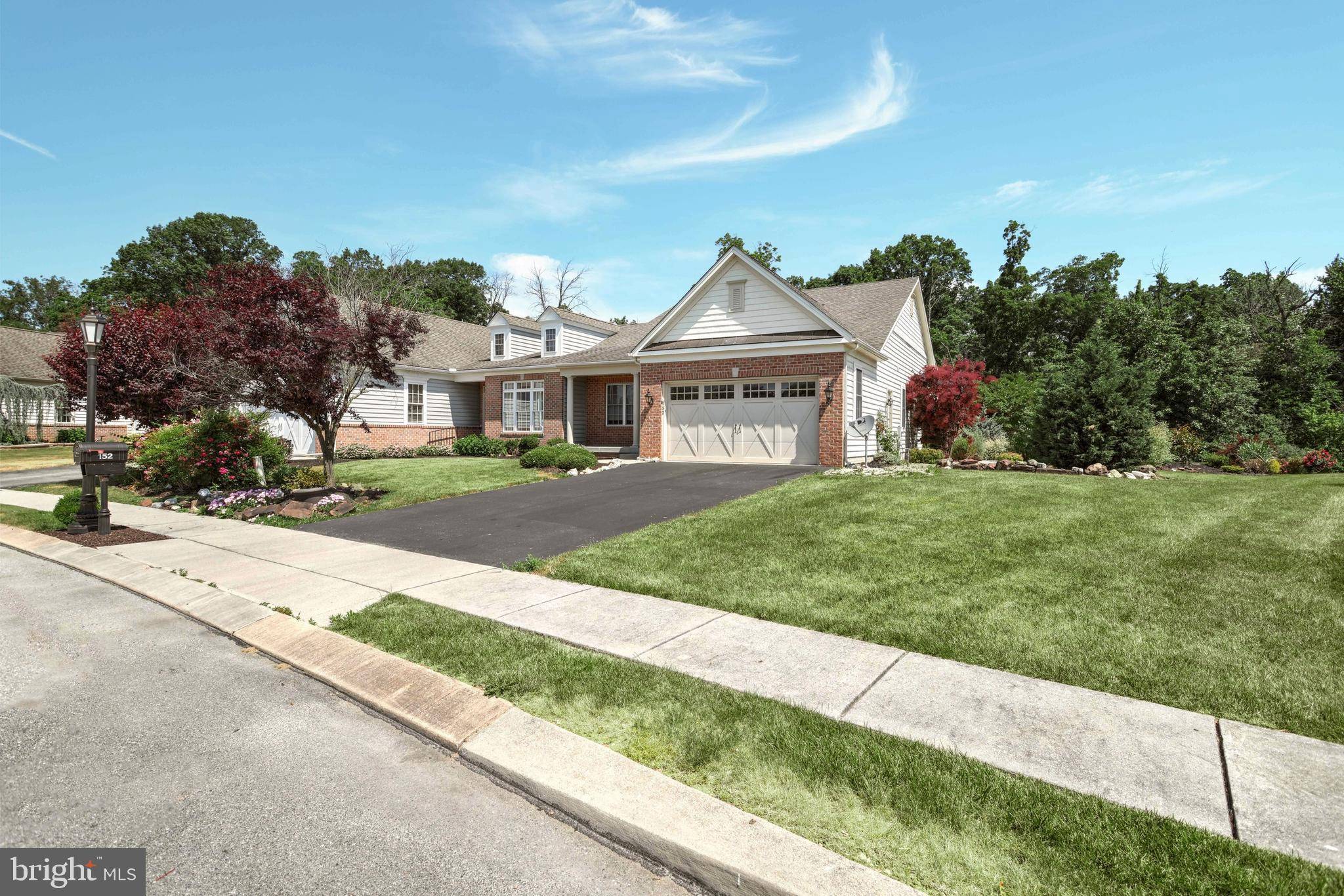 Hanover, PA 17331,152 SAINT MICHAELS WAY