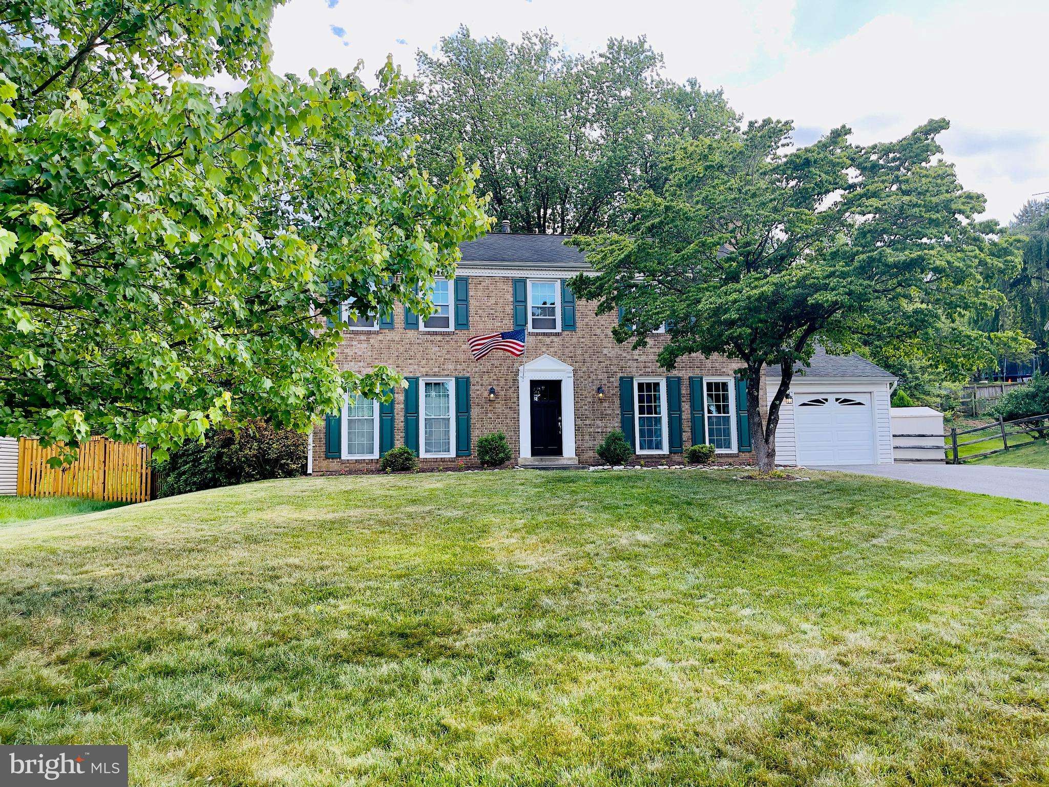 Damascus, MD 20872,10416 PEAK VIEW CT