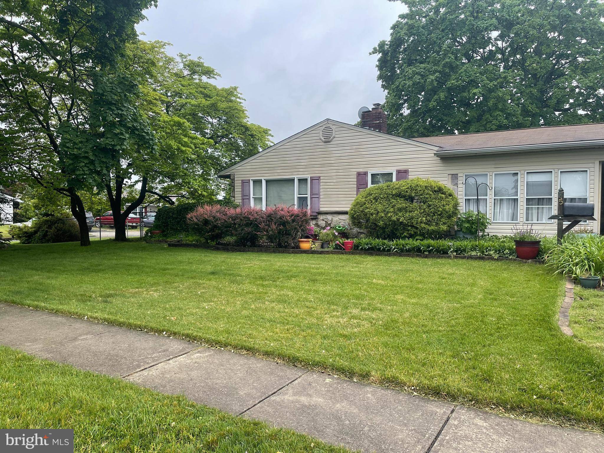 Levittown, PA 19054,45 POST LN