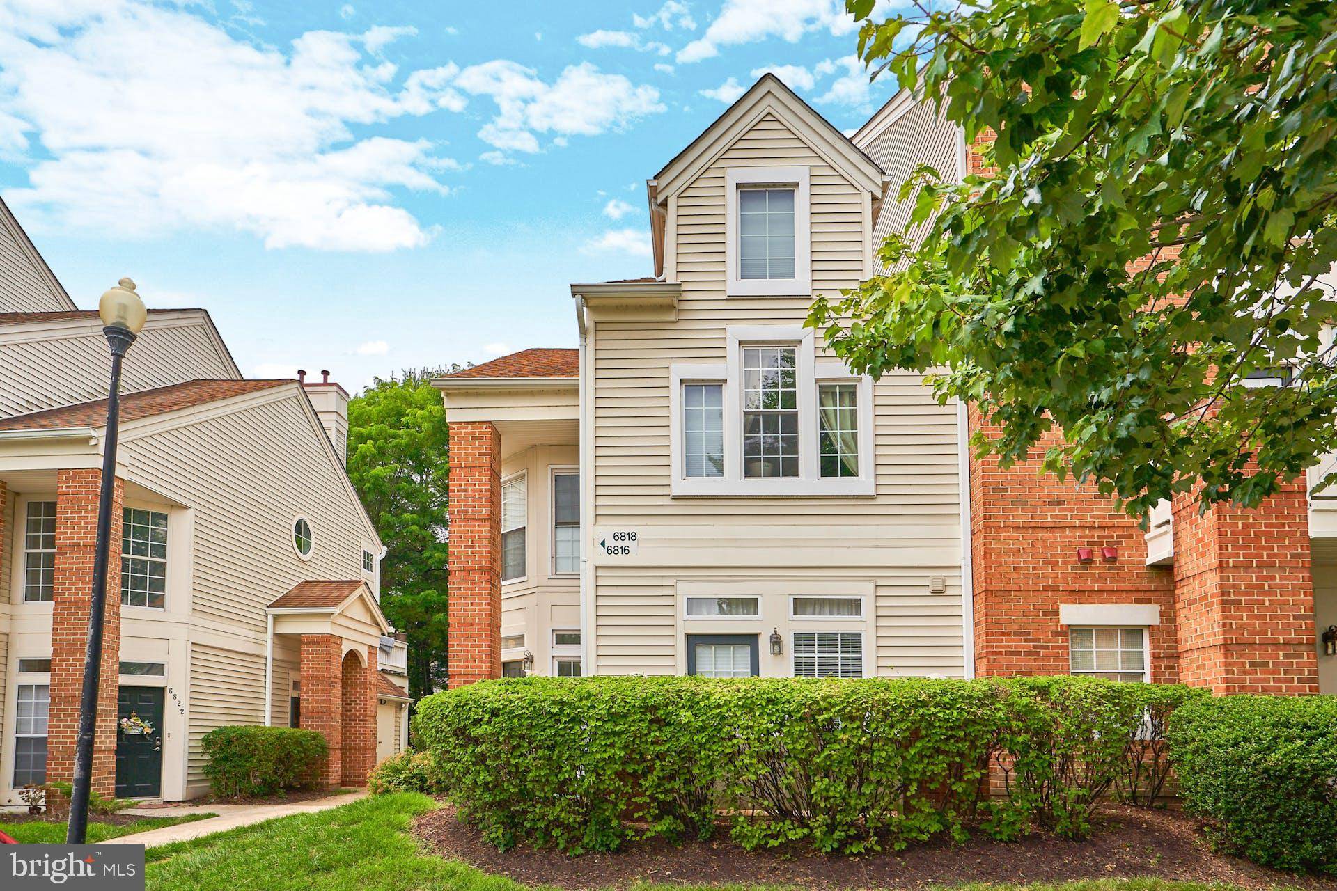 Alexandria, VA 22315,6816 BRINDLE HEATH WAY #259