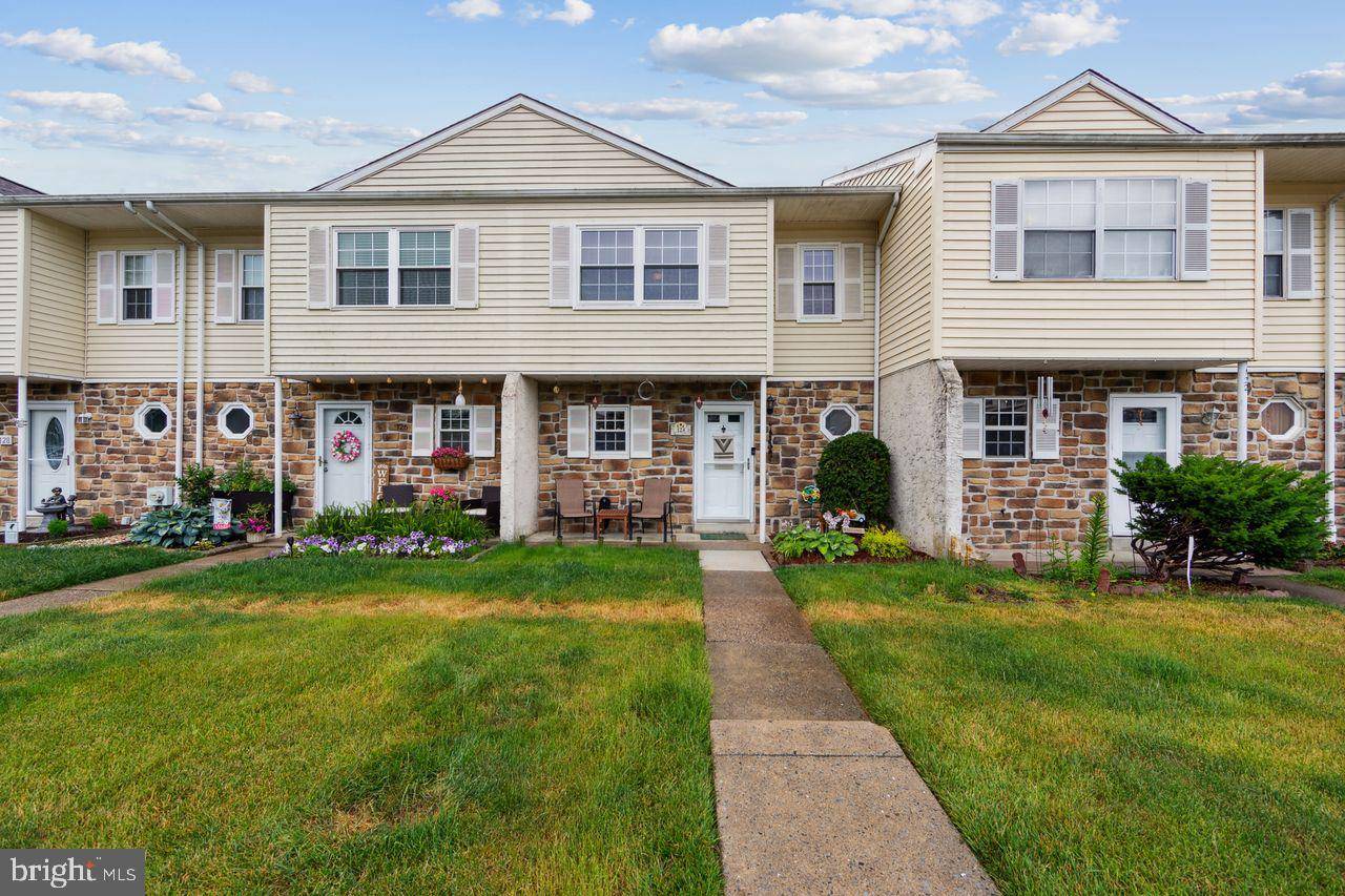 Downingtown, PA 19335,124 CHESTER CT