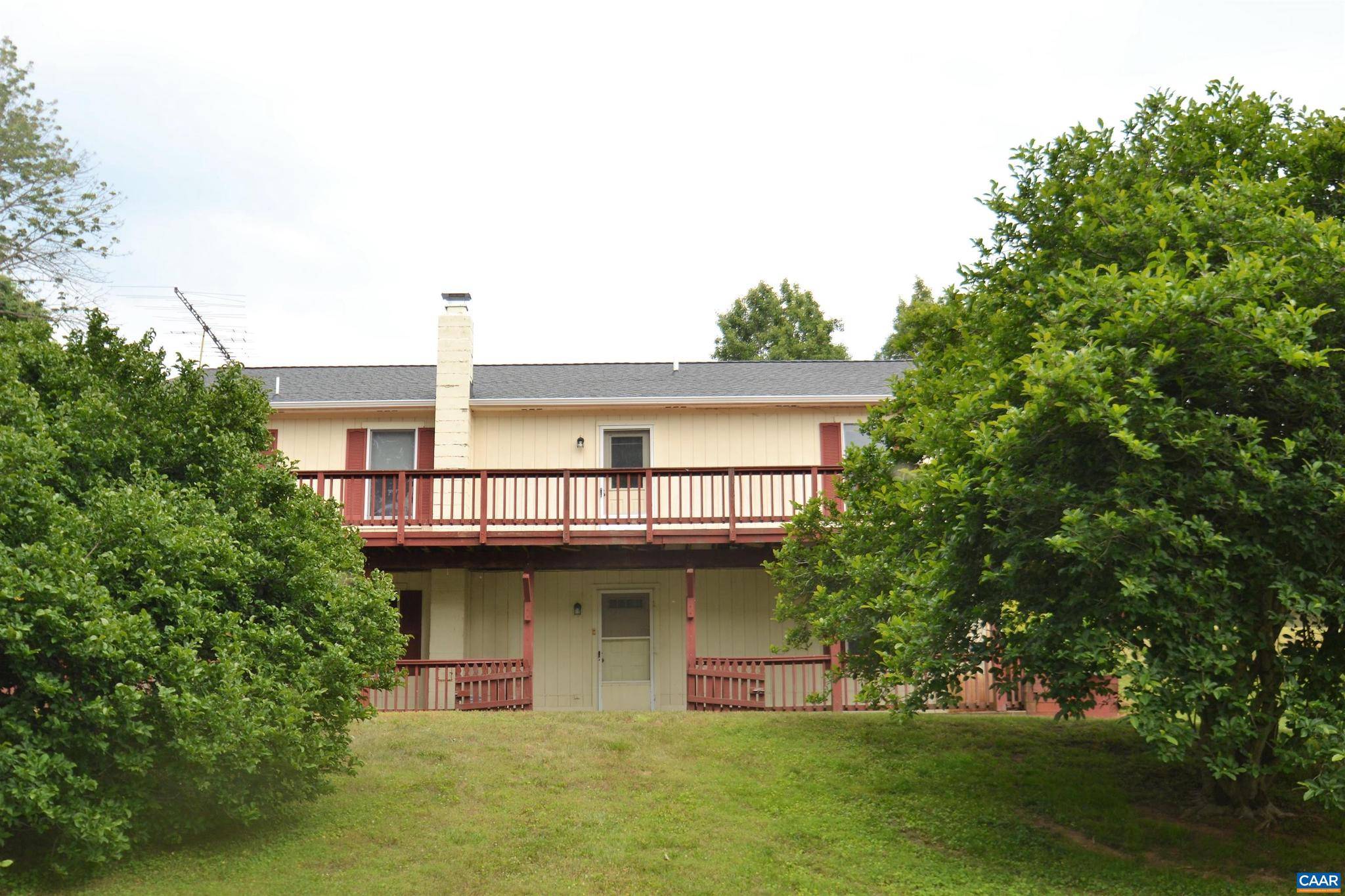 Stanardsville, VA 22973,183 CIRCLE RD