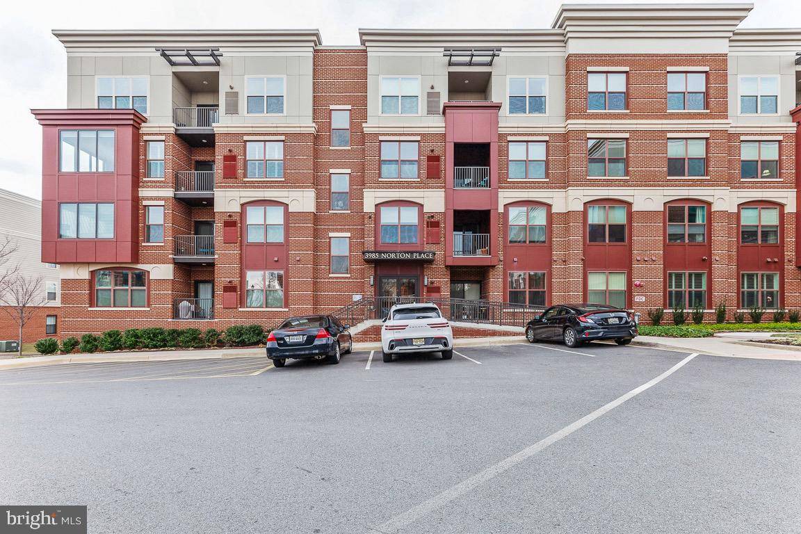 Fairfax, VA 22030,3985 NORTON PL #308