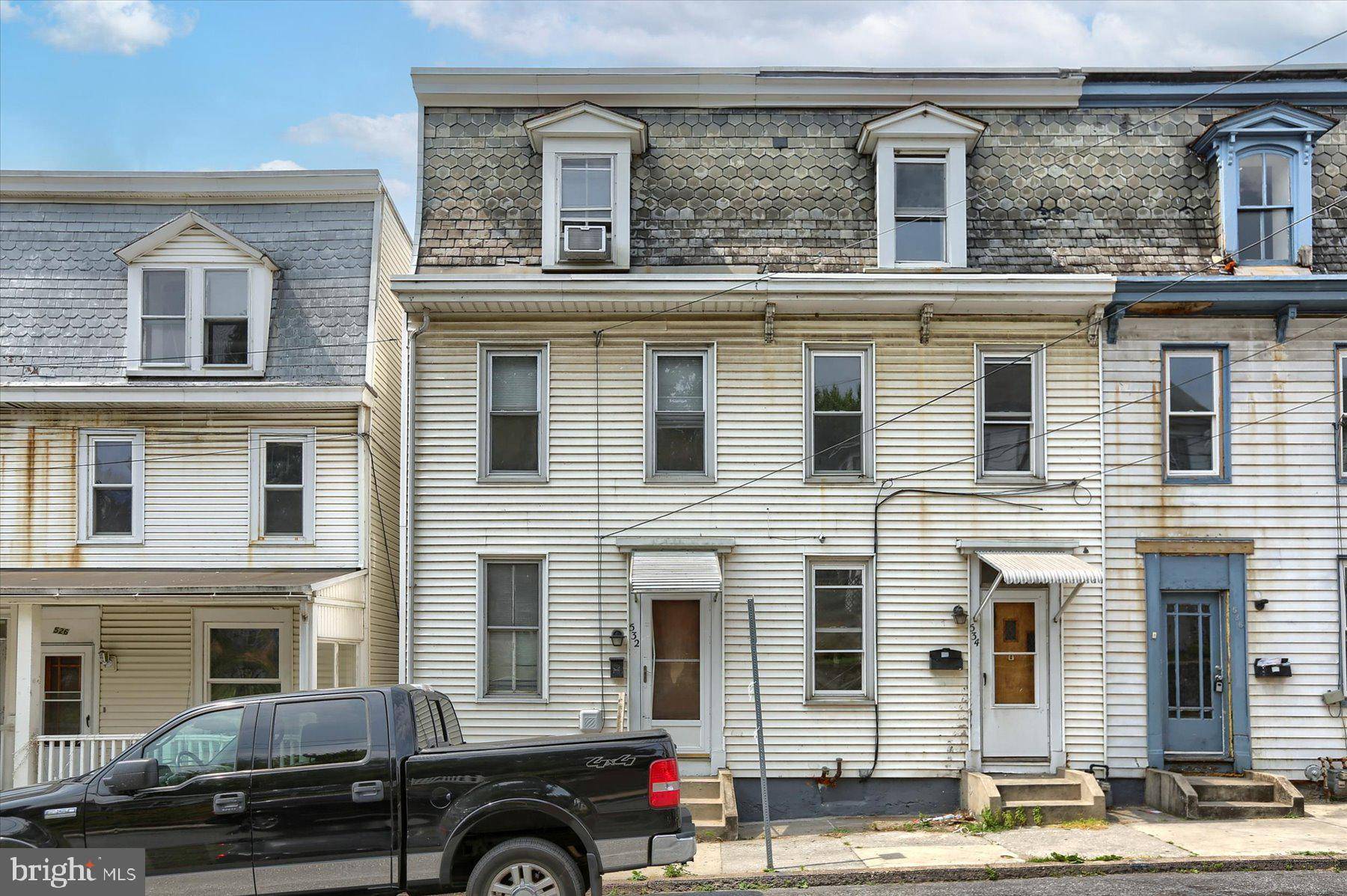 Steelton, PA 17113,532 N 2ND ST