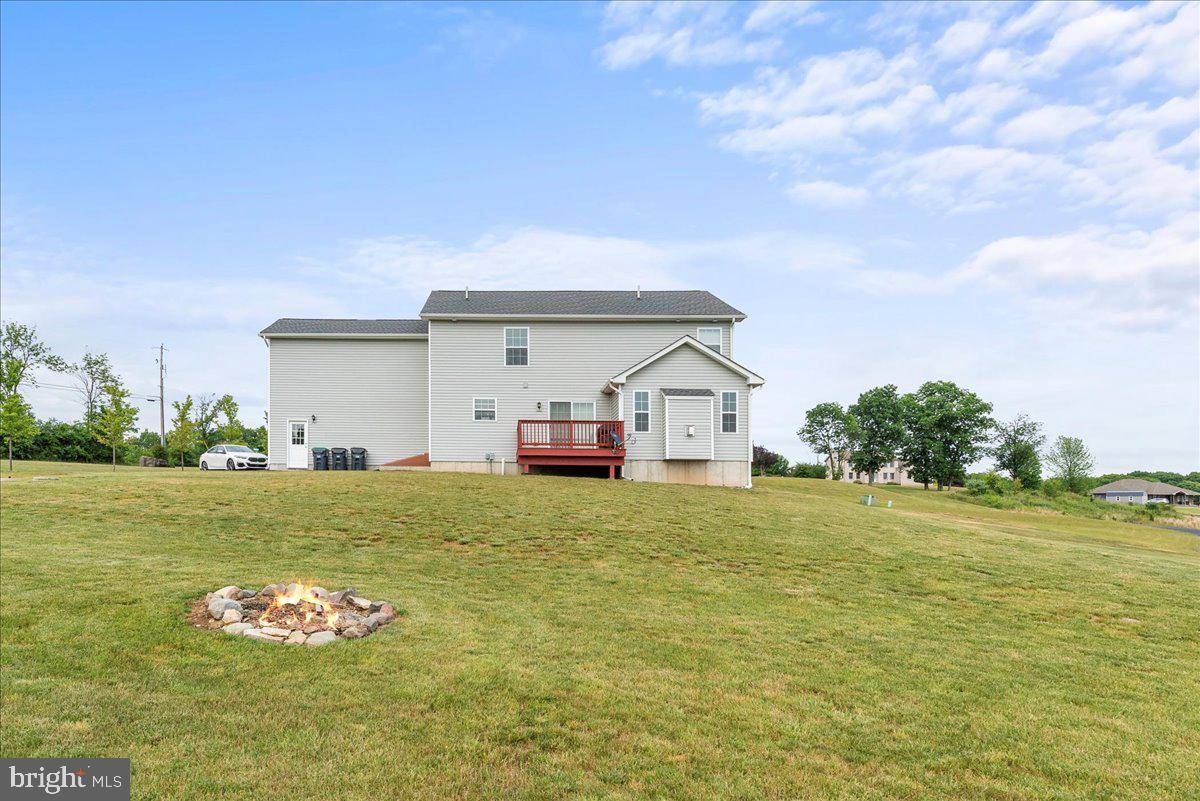 Sciota, PA 18354,504 JOHN DEER DR.