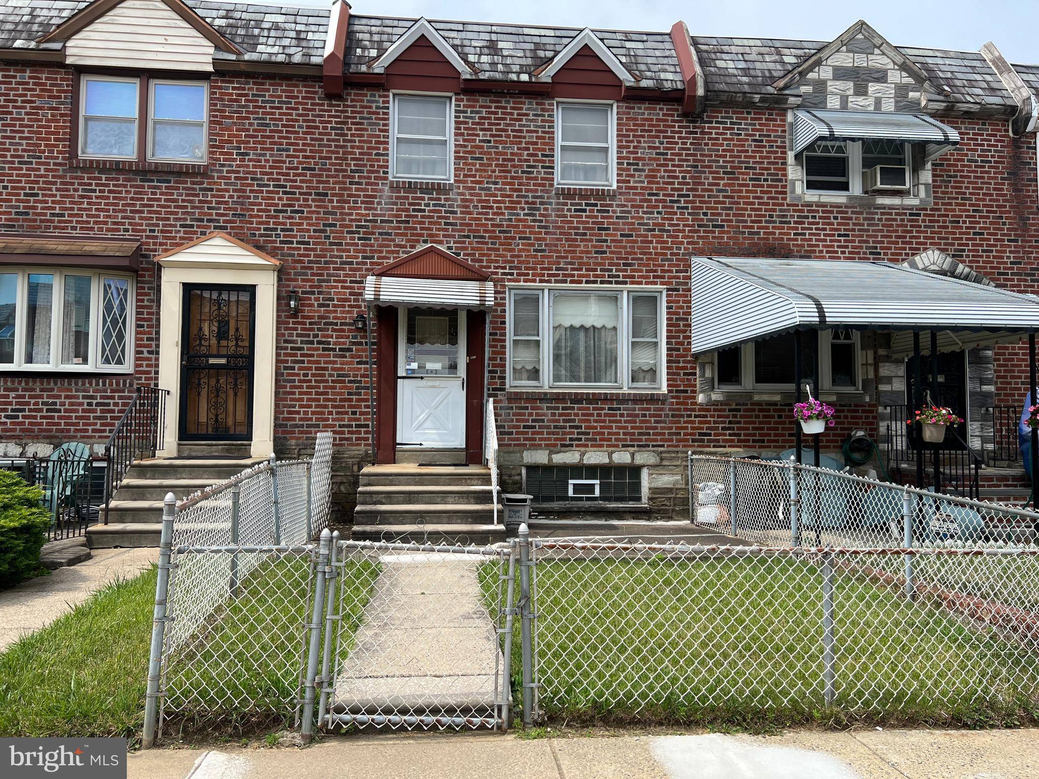 Philadelphia, PA 19150,8652 GILBERT ST