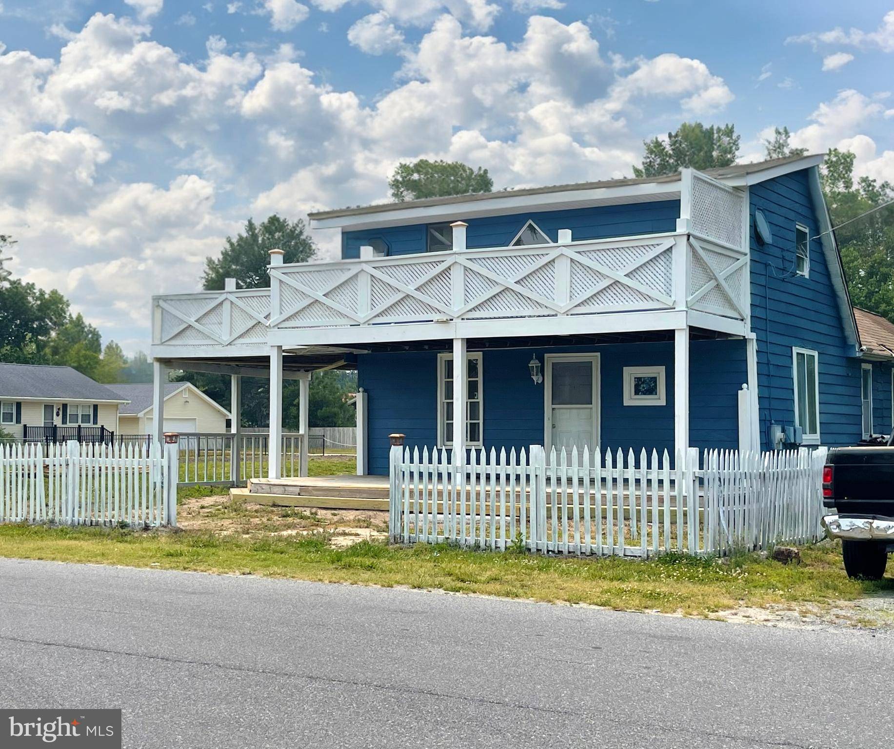 Millsboro, DE 19966,28432 DELAWARE AVE