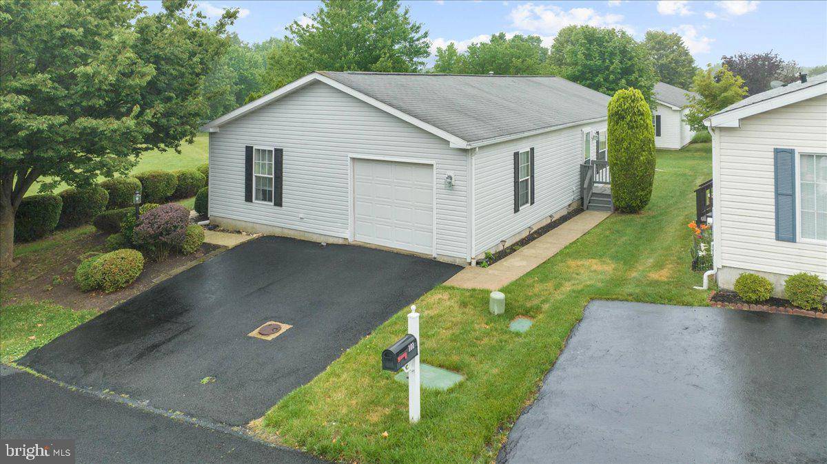 Royersford, PA 19468,101 PRIMROSE LN