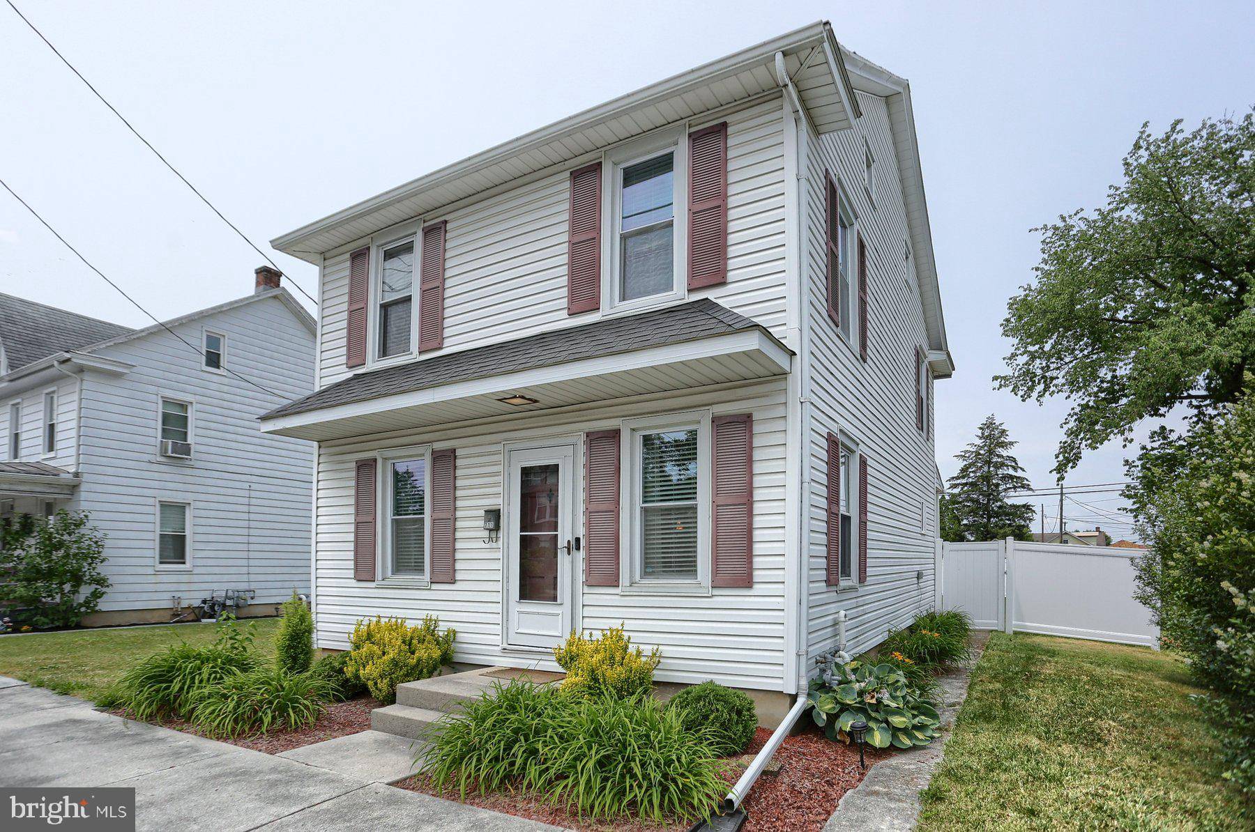 Palmyra, PA 17078,711 W CHERRY ST