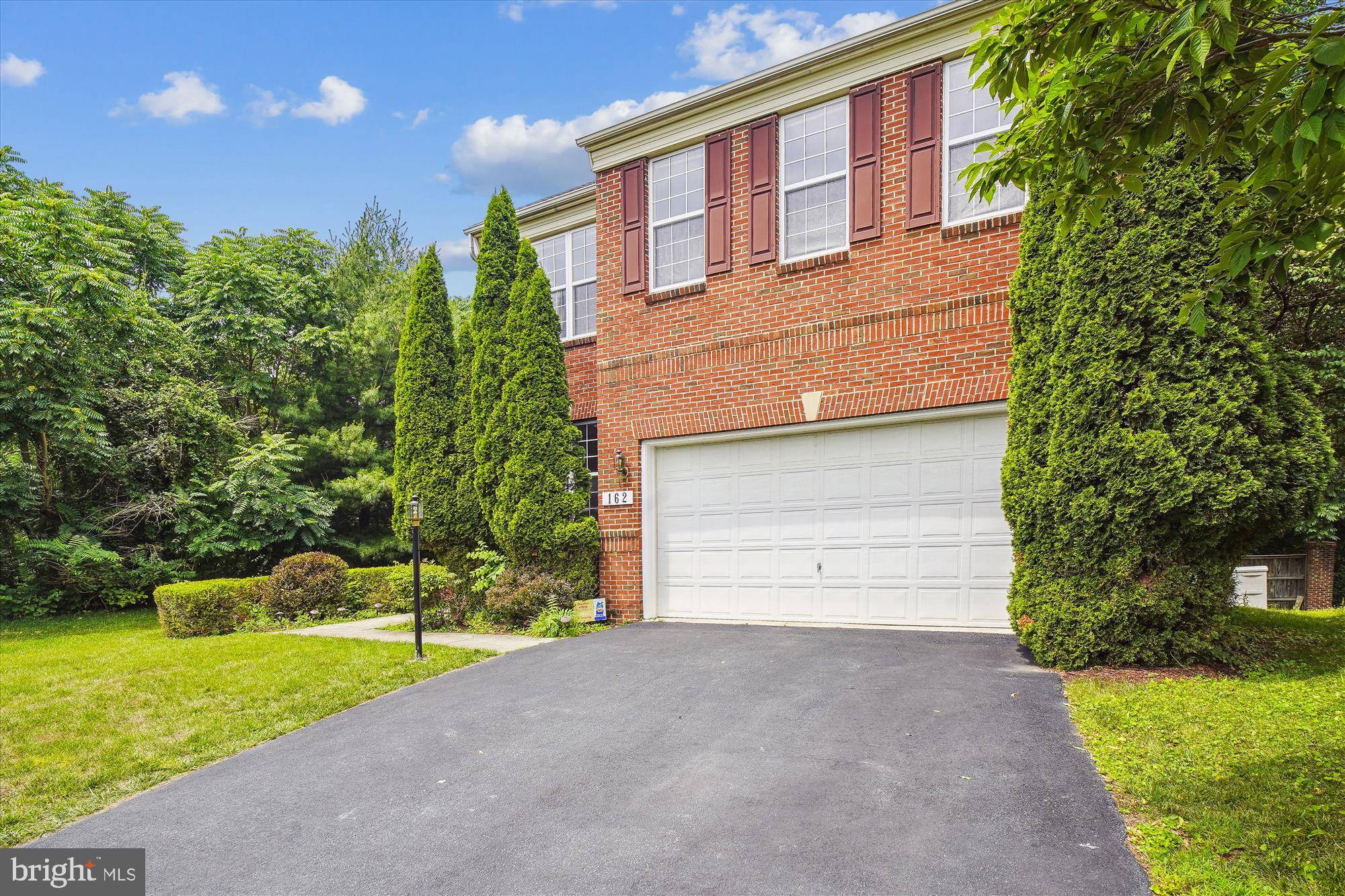 Gaithersburg, MD 20877,162 HIDDEN FOREST CT