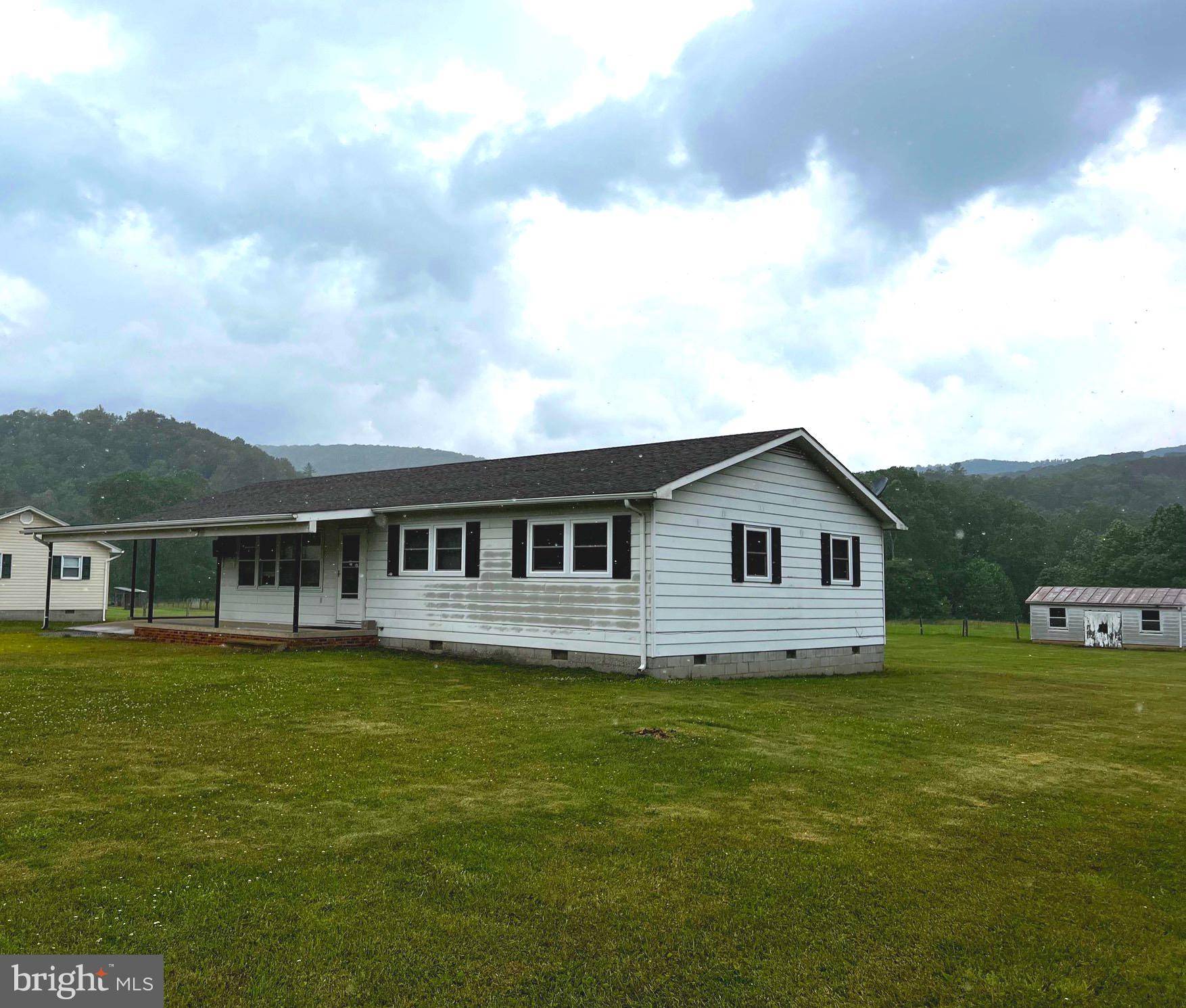 Mathias, WV 26812,9680 SR 259