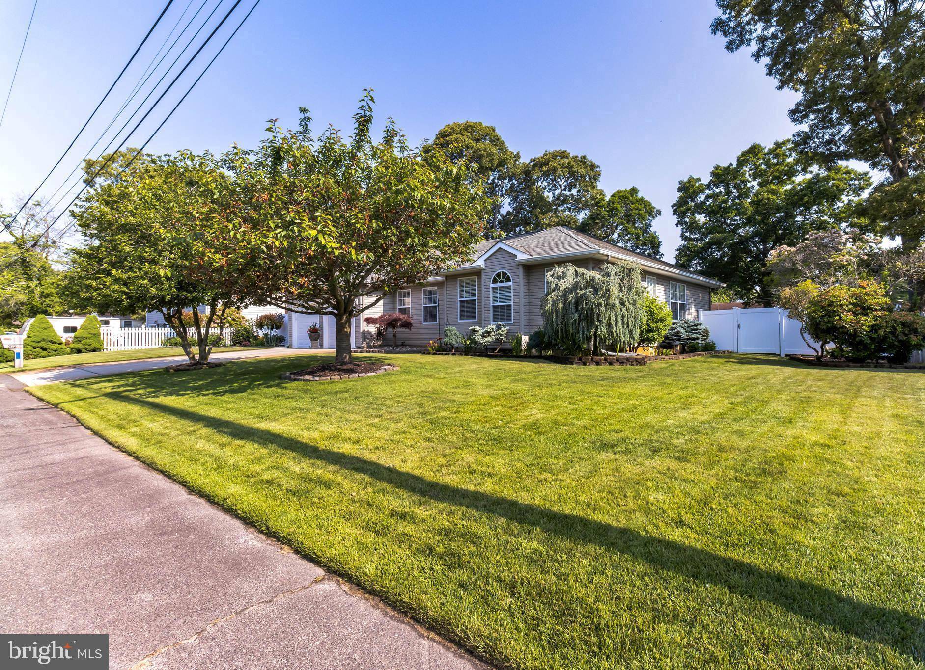 Lanoka Harbor, NJ 08734,312 WALNUT DR