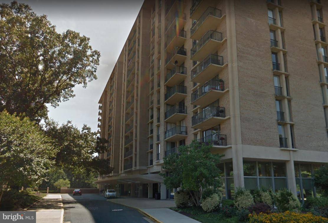 Arlington, VA 22204,4600 S FOUR MILE RUN DR #203