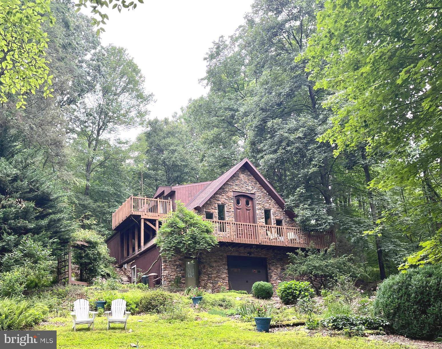 Grantville, PA 17028,25 LOG CABIN DR