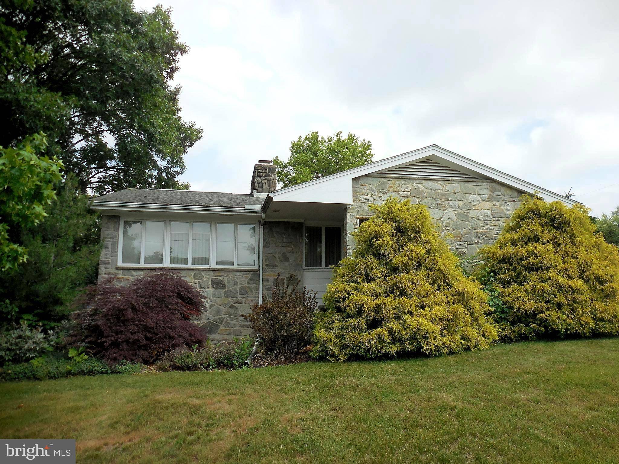 Cleona, PA 17042,129 S CENTER ST