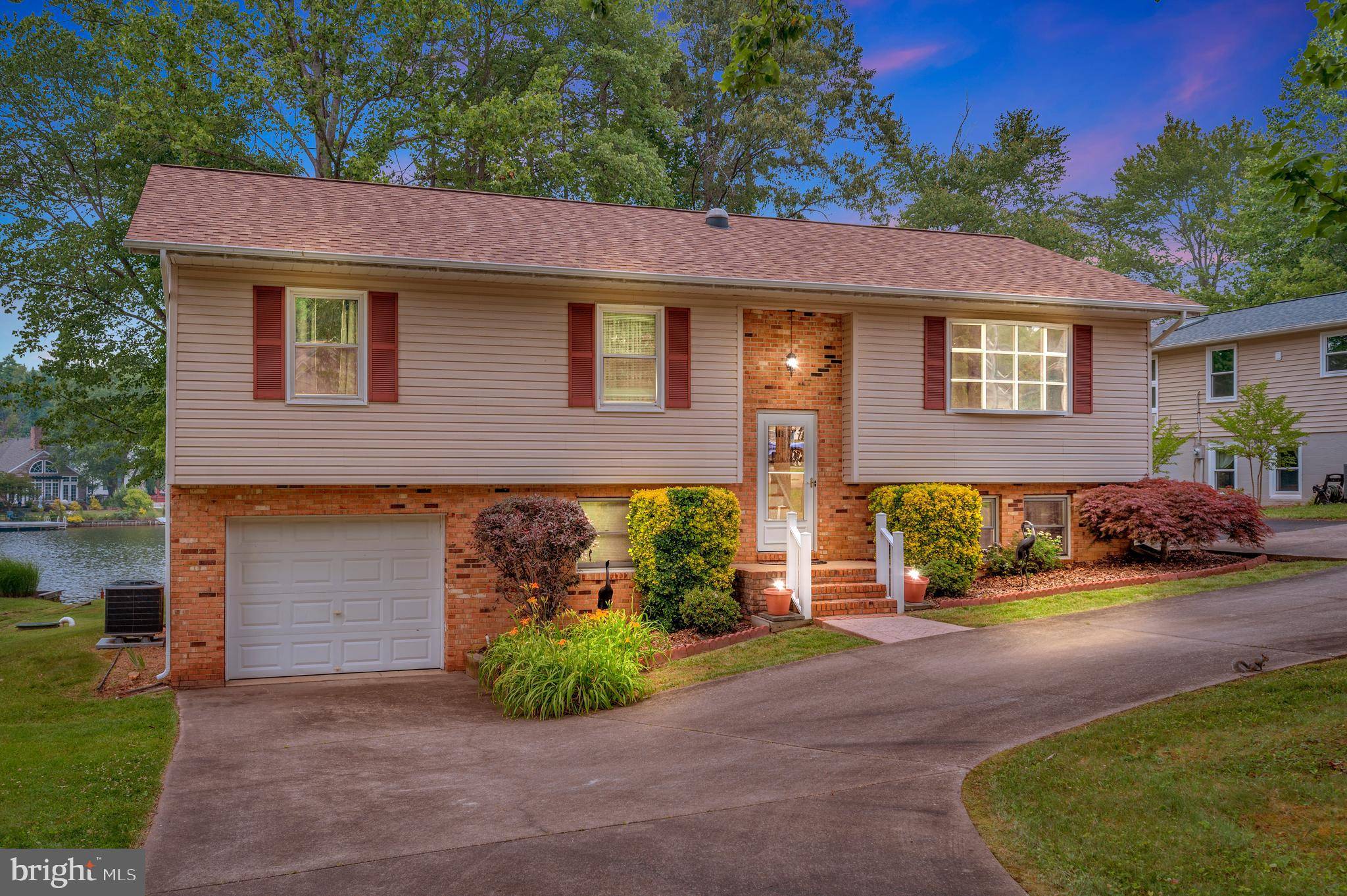 Locust Grove, VA 22508,534 HARRISON CIR