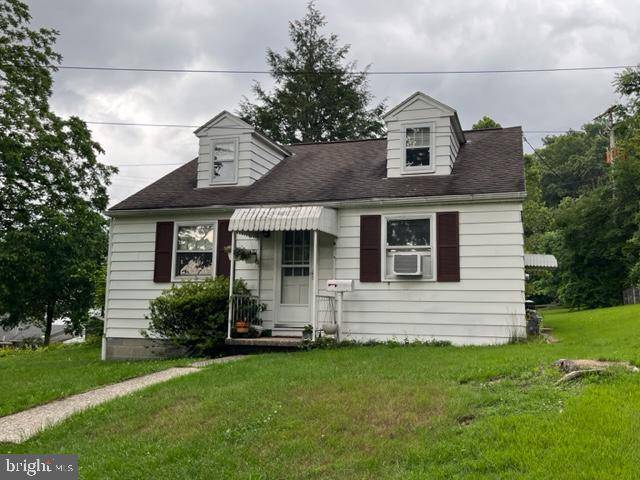 Mohnton, PA 19540,3 CEDAR ST