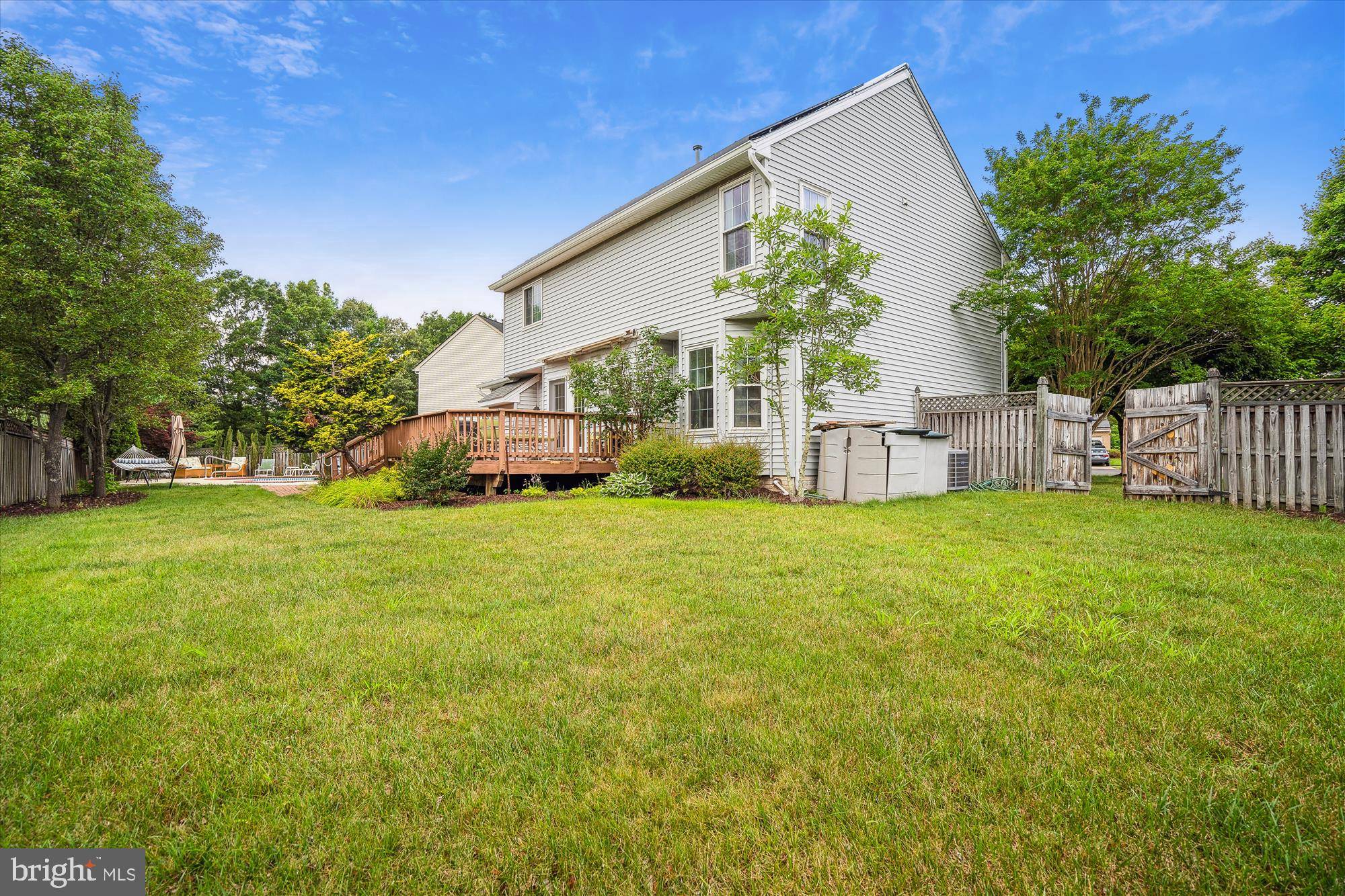 Laurel, MD 20708,10003 GOOSE POND CT