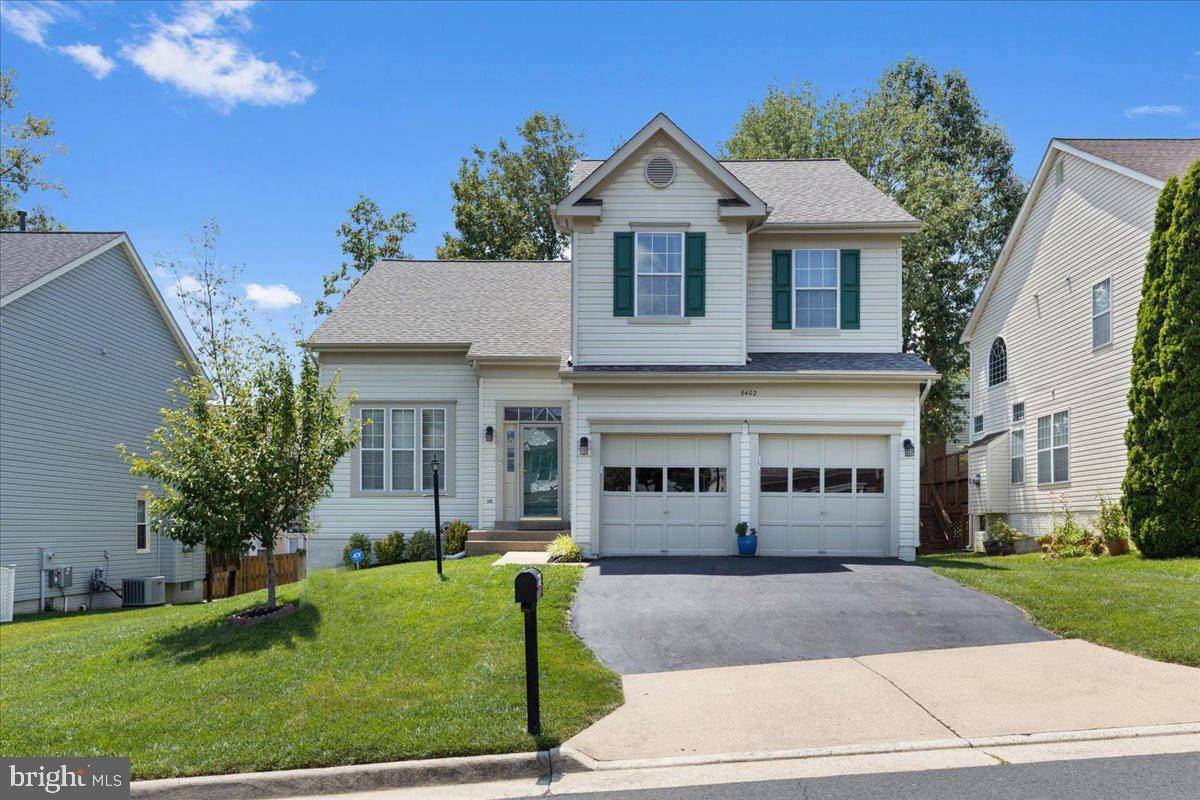 Centreville, VA 20121,6402 EMERALD GREEN CT