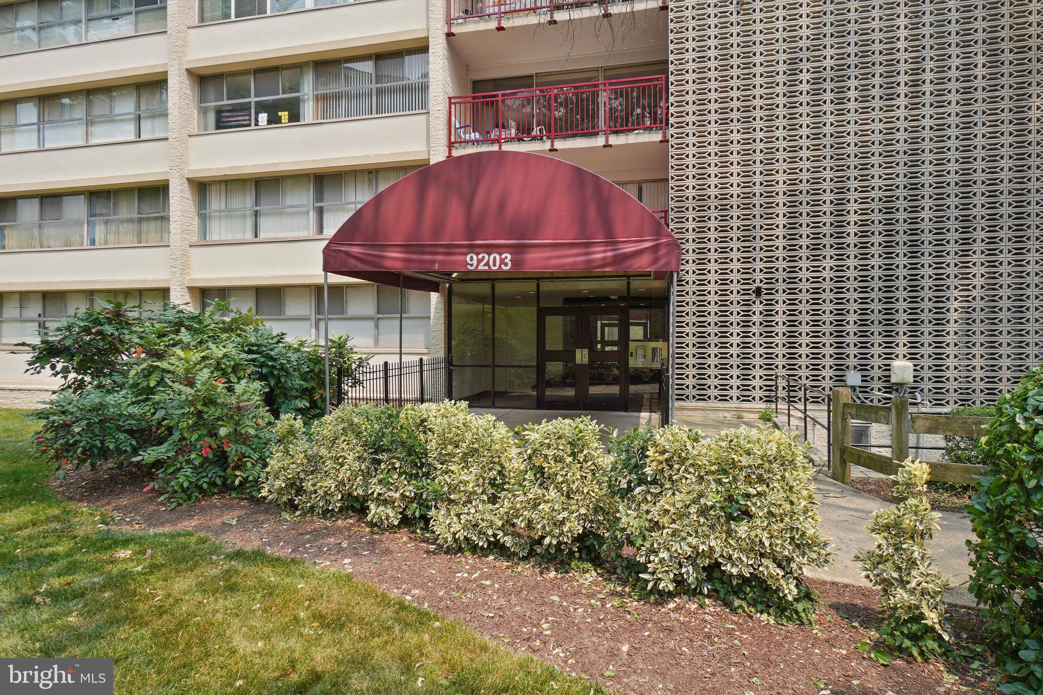 Silver Spring, MD 20903,9203 NEW HAMPSHIRE AVE #306