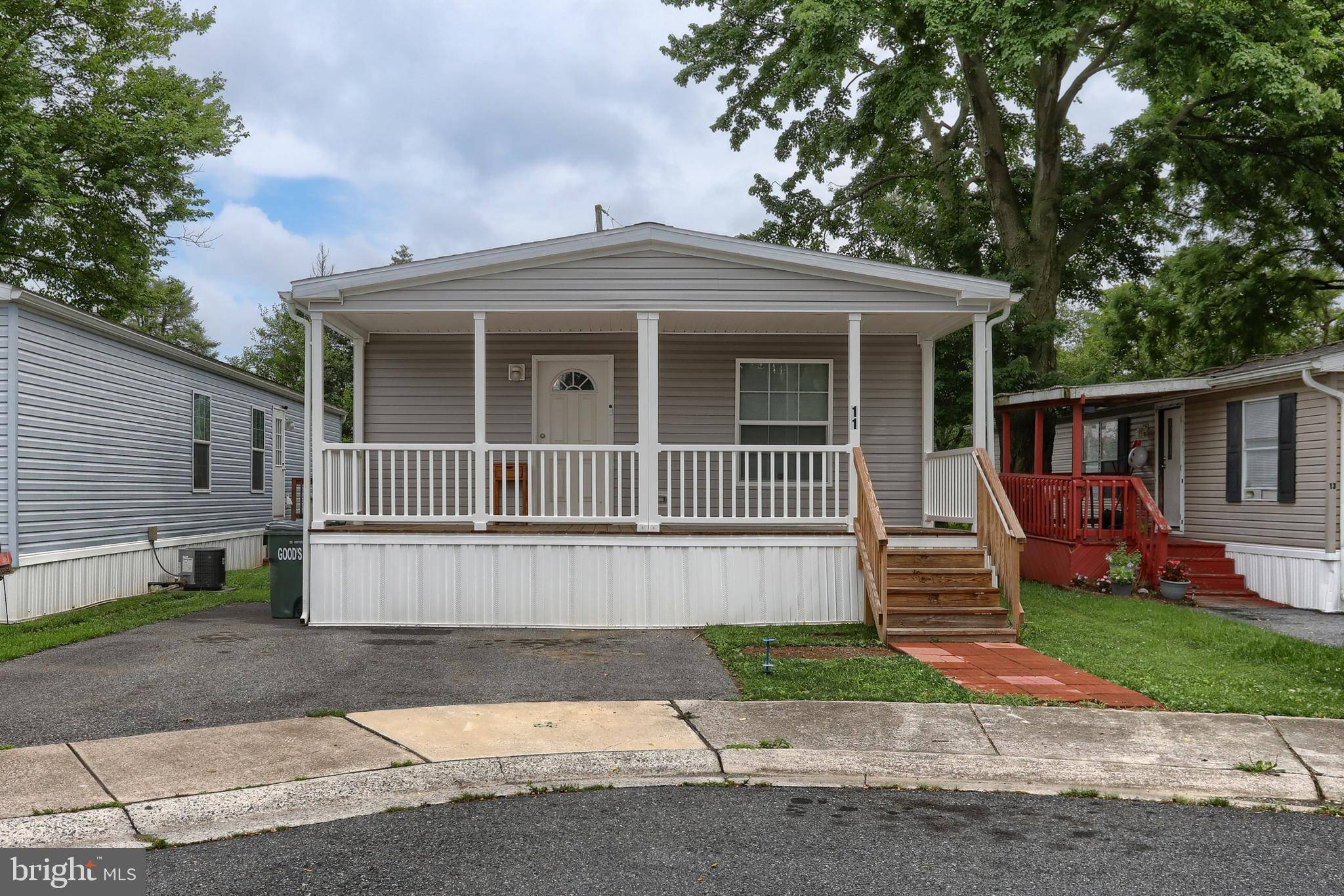 Ephrata, PA 17522,11 CRYSTAL AVE