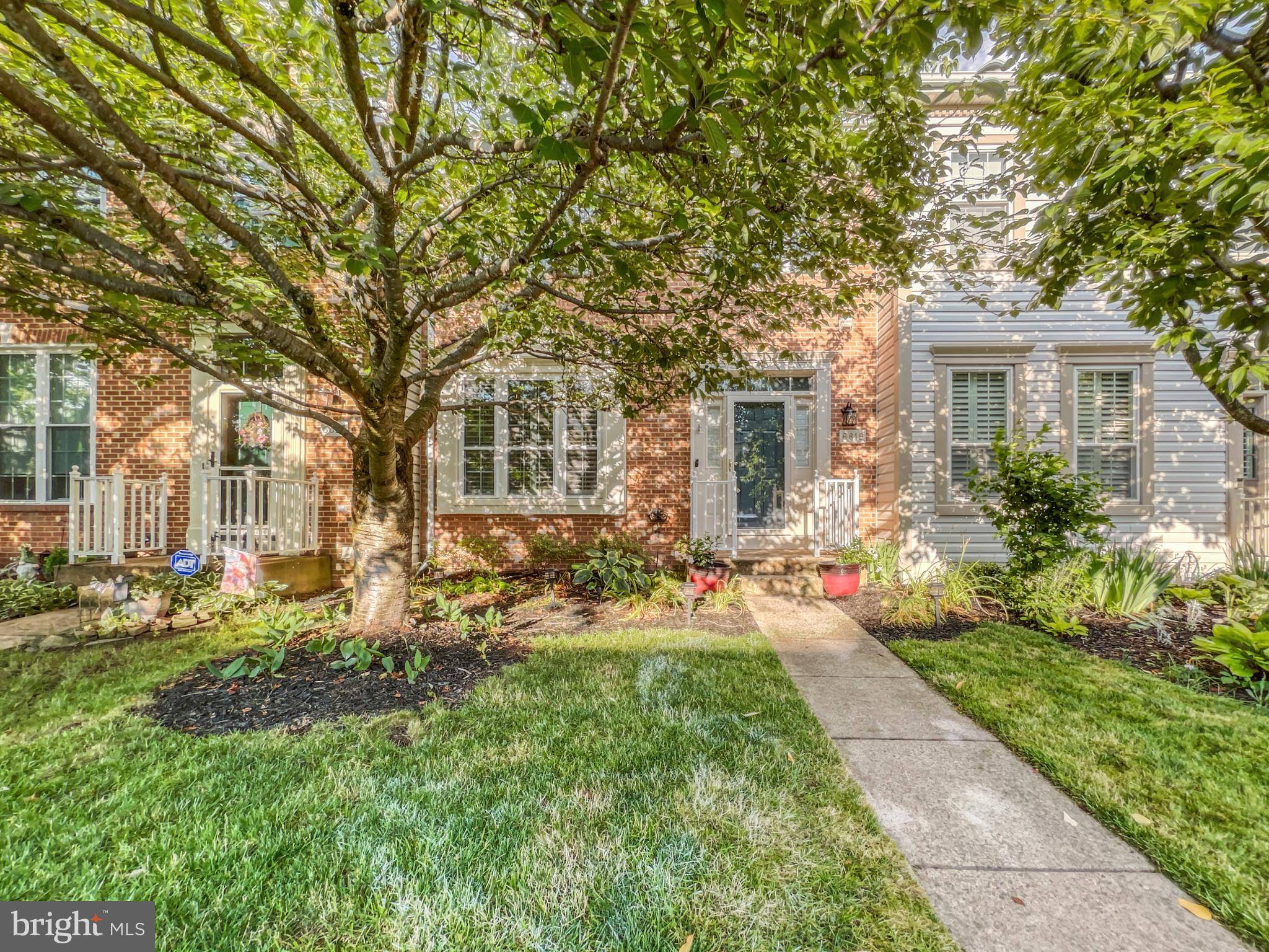 Centreville, VA 20121,6819 CEDAR LOCH CT