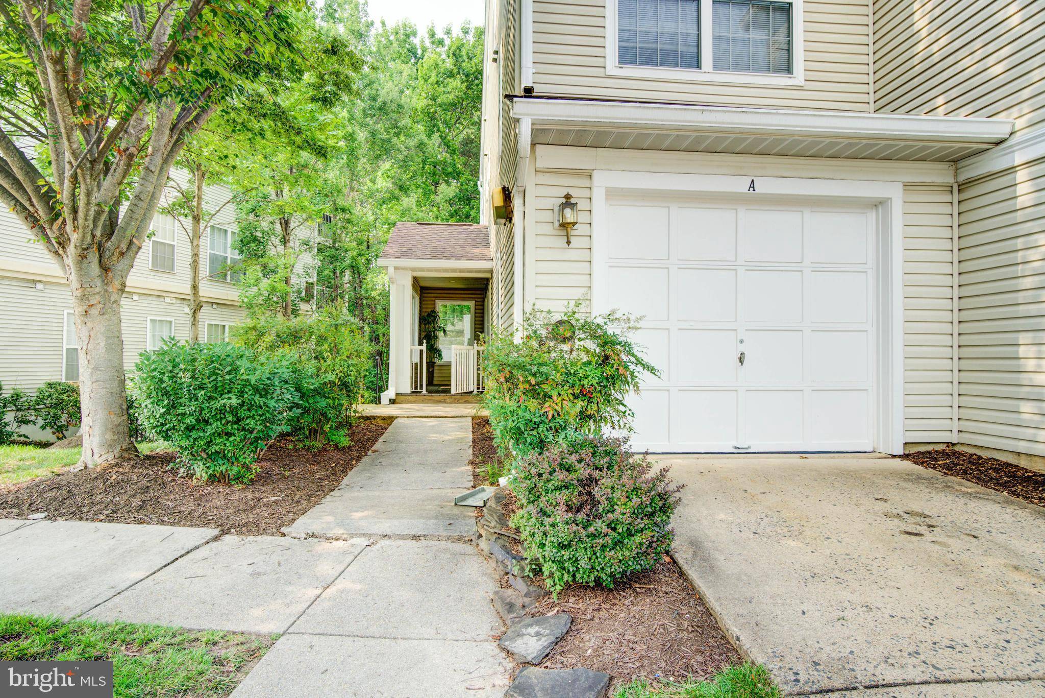 Alexandria, VA 22315,6608 NETTIES LN #1414