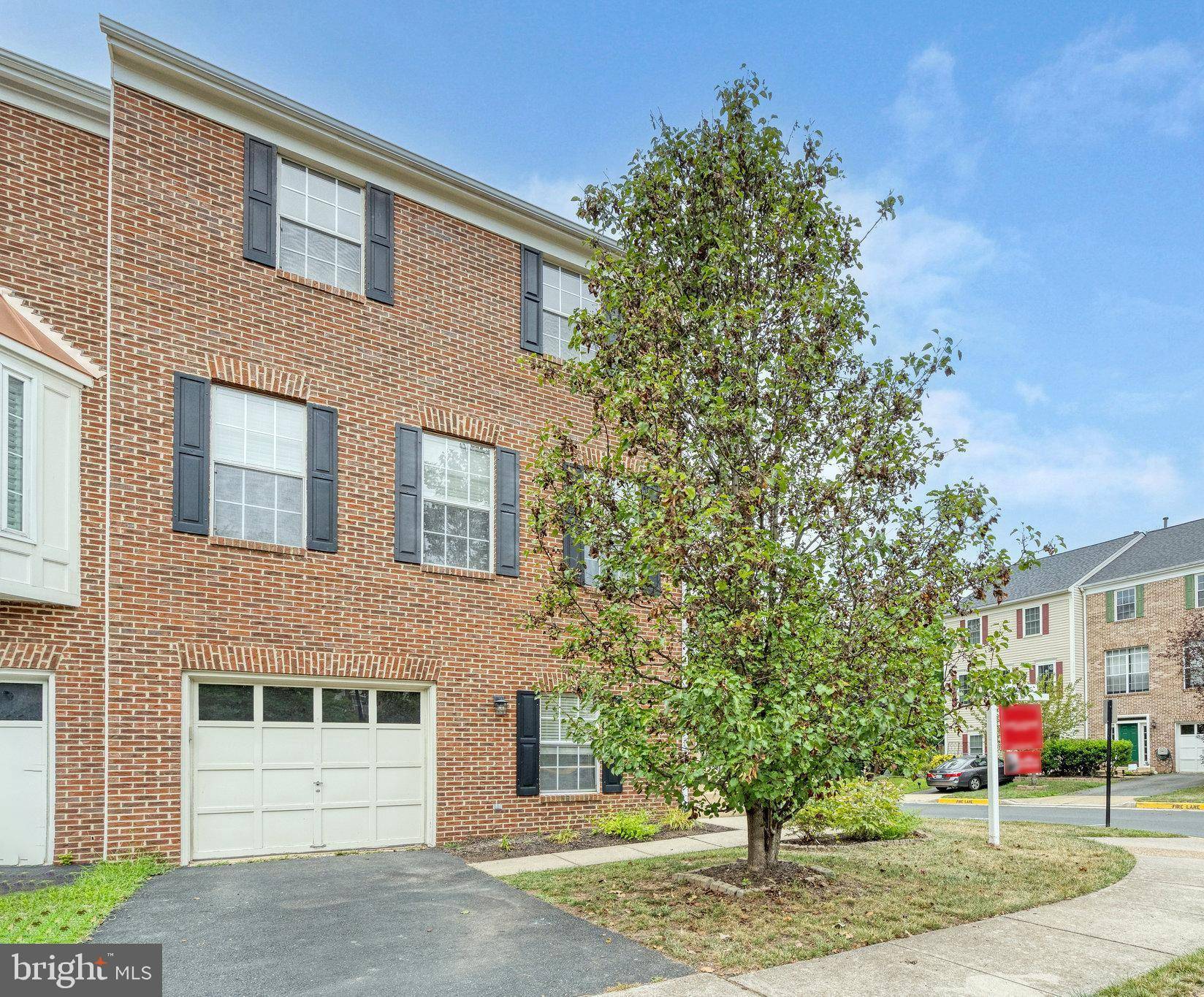 Ashburn, VA 20147,21611 KINGS CROSSING TER