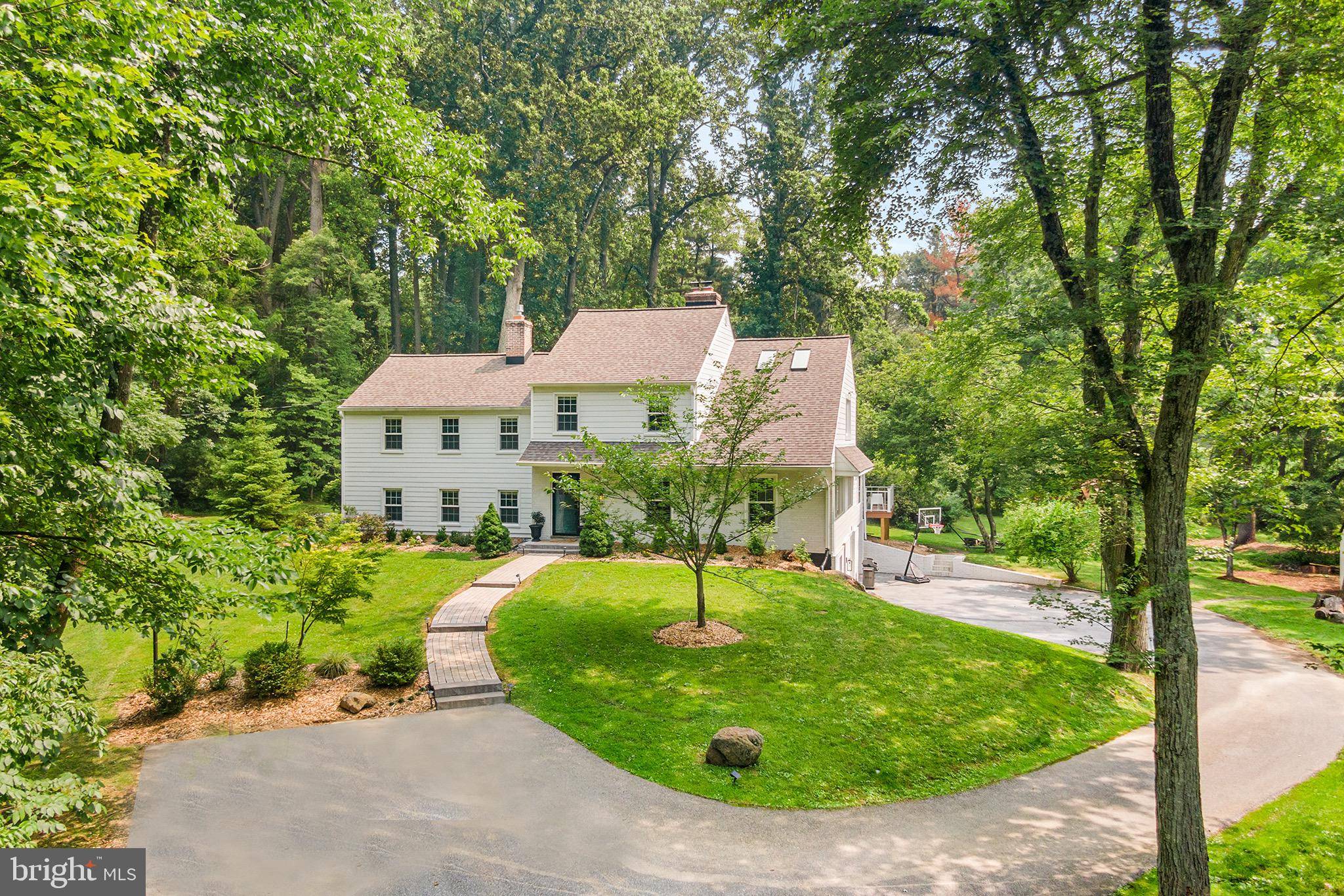 Newtown Square, PA 19073,403 TIMBER LN