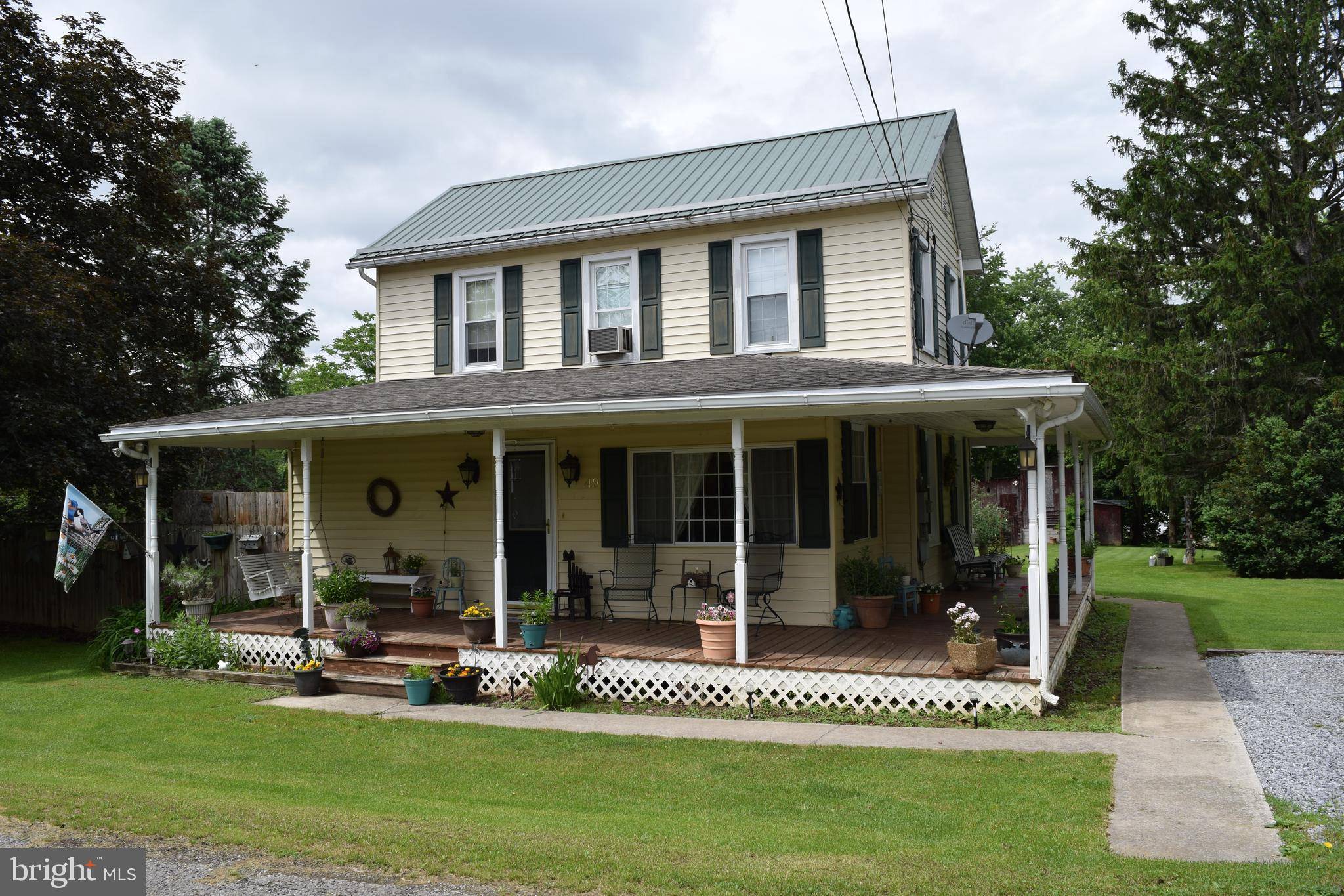 Great Cacapon, WV 25422,49 HAMMOND ST