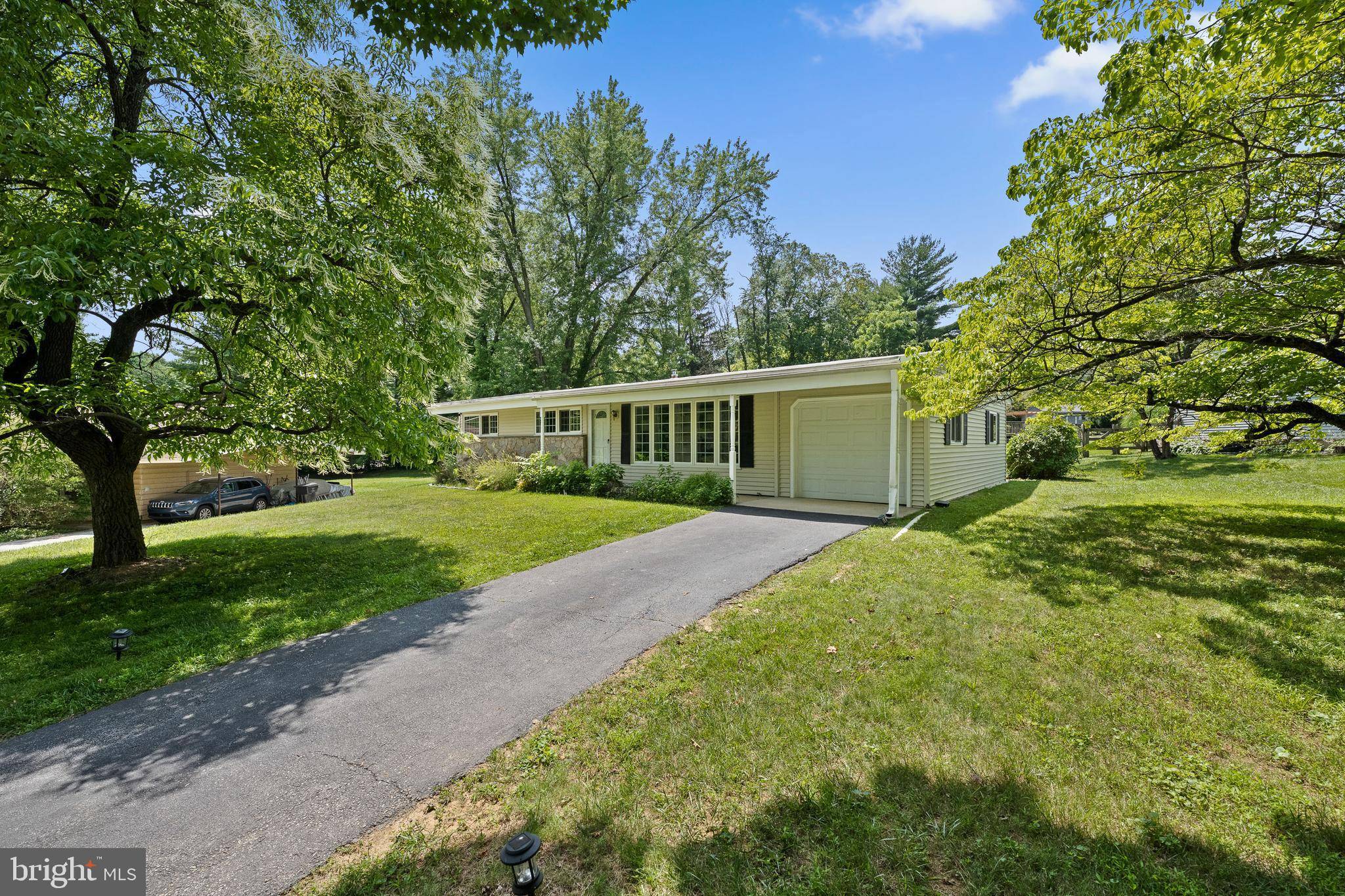 Malvern, PA 19355,8 CAROL LN