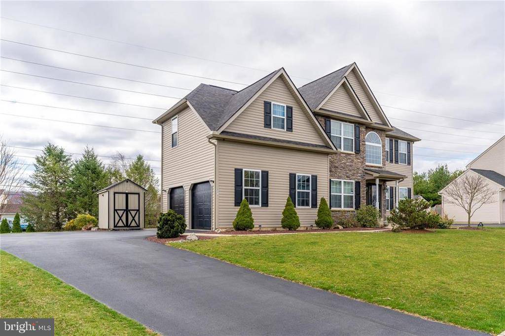 Macungie, PA 18062,6576 CARMEL DR