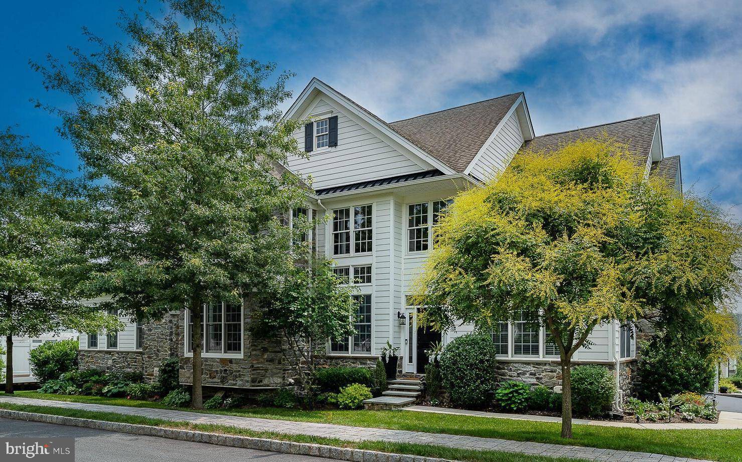 Newtown Square, PA 19073,309 SUNNY BROOK LN